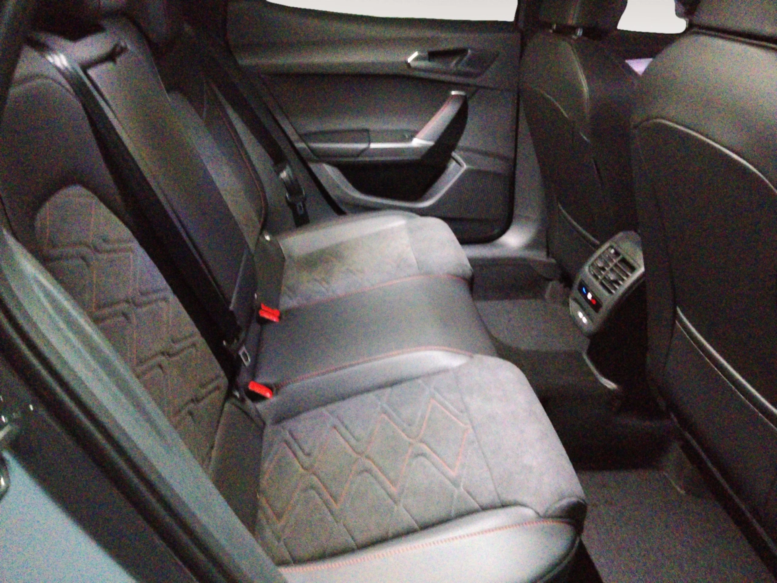 SEAT LEON 1.5 TSI E HYBRID 150KW DSG 6 FR XXL - Foto 6