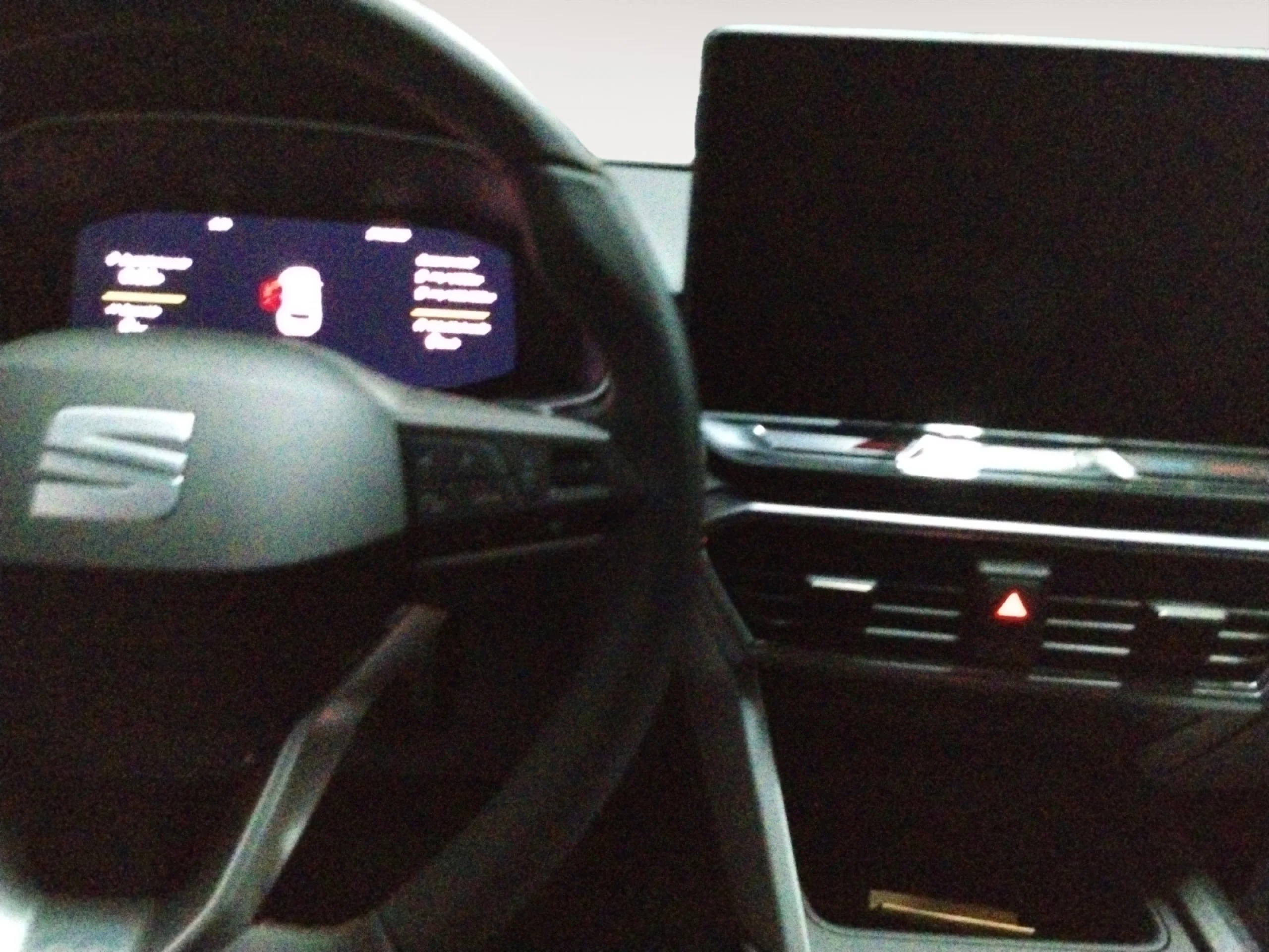 SEAT LEON 1.5 TSI E HYBRID 150KW DSG 6 FR XXL - Foto 12