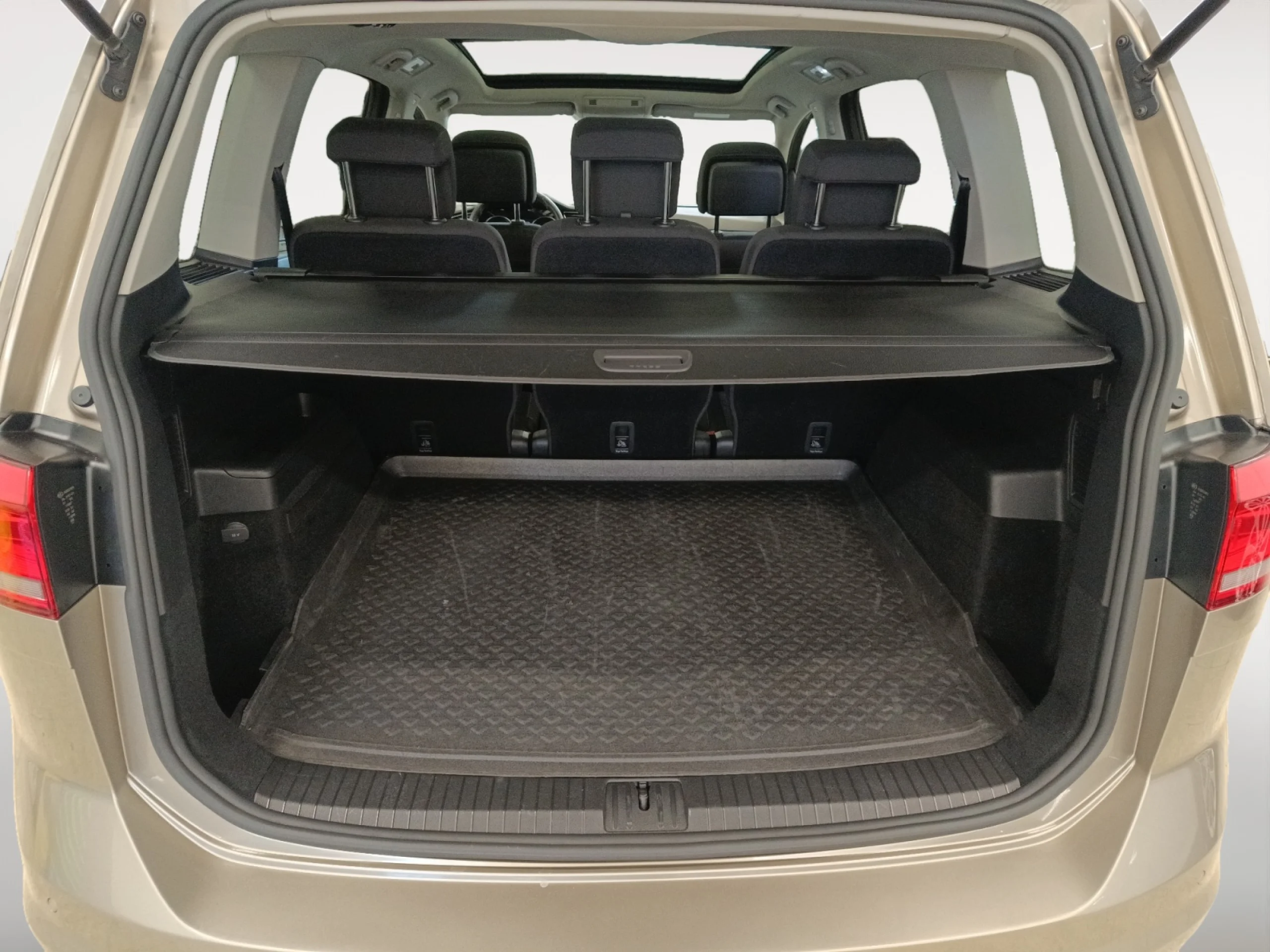 VOLKSWAGEN TOURAN ADVANCE 1.4 TSI 110KW (150CV) - Foto 7