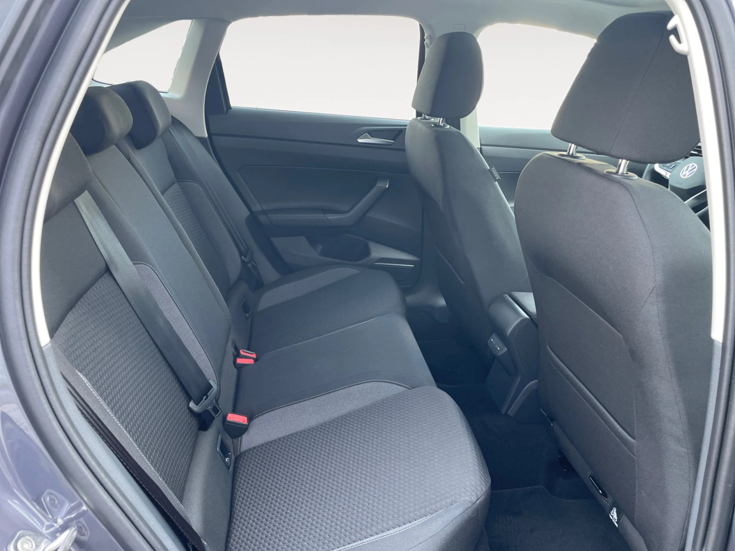 VOLKSWAGEN TAIGO TAIGO 1.0 TSI 85KW (115CV) - Foto 6