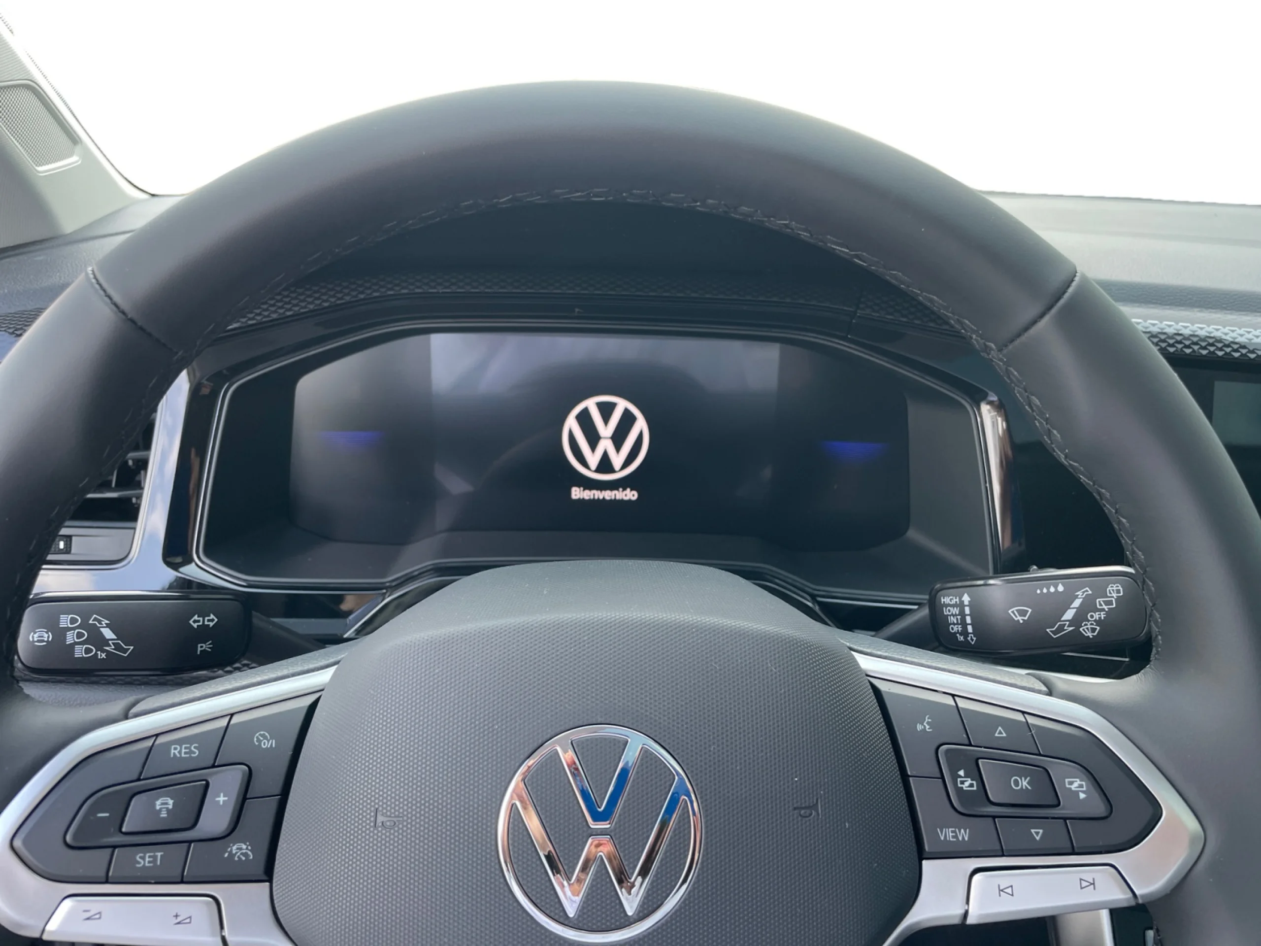 VOLKSWAGEN TAIGO TAIGO 1.0 TSI 85KW (115CV) - Foto 9