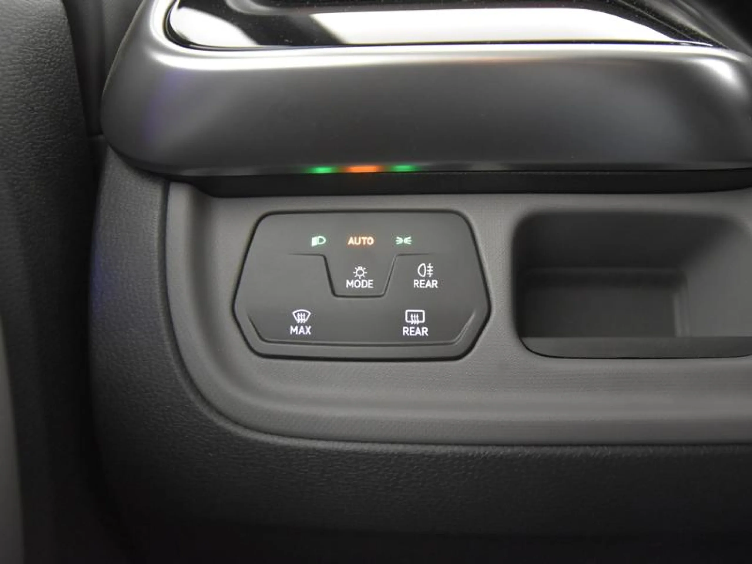 VOLKSWAGEN ID. BUZZ PRO 5 ASIENTOS 210KW (286CV) - Foto 21