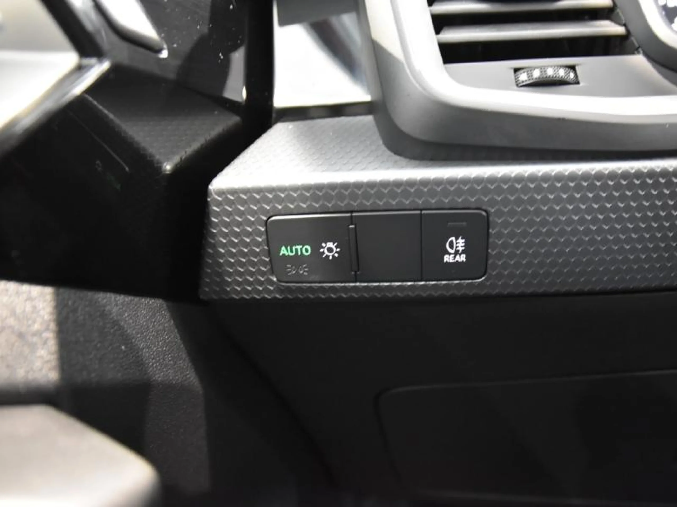 AUDI A1 SPORTBACK ADRENALIN 30 TFSI 85KW (116CV) - Foto 16