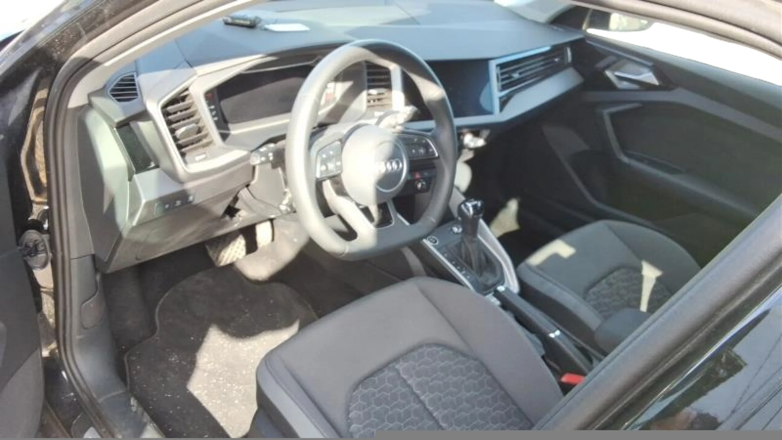 AUDI A1 SPORTBACK ADRENALIN 30 TFSI 85KW S TRON - Foto 3