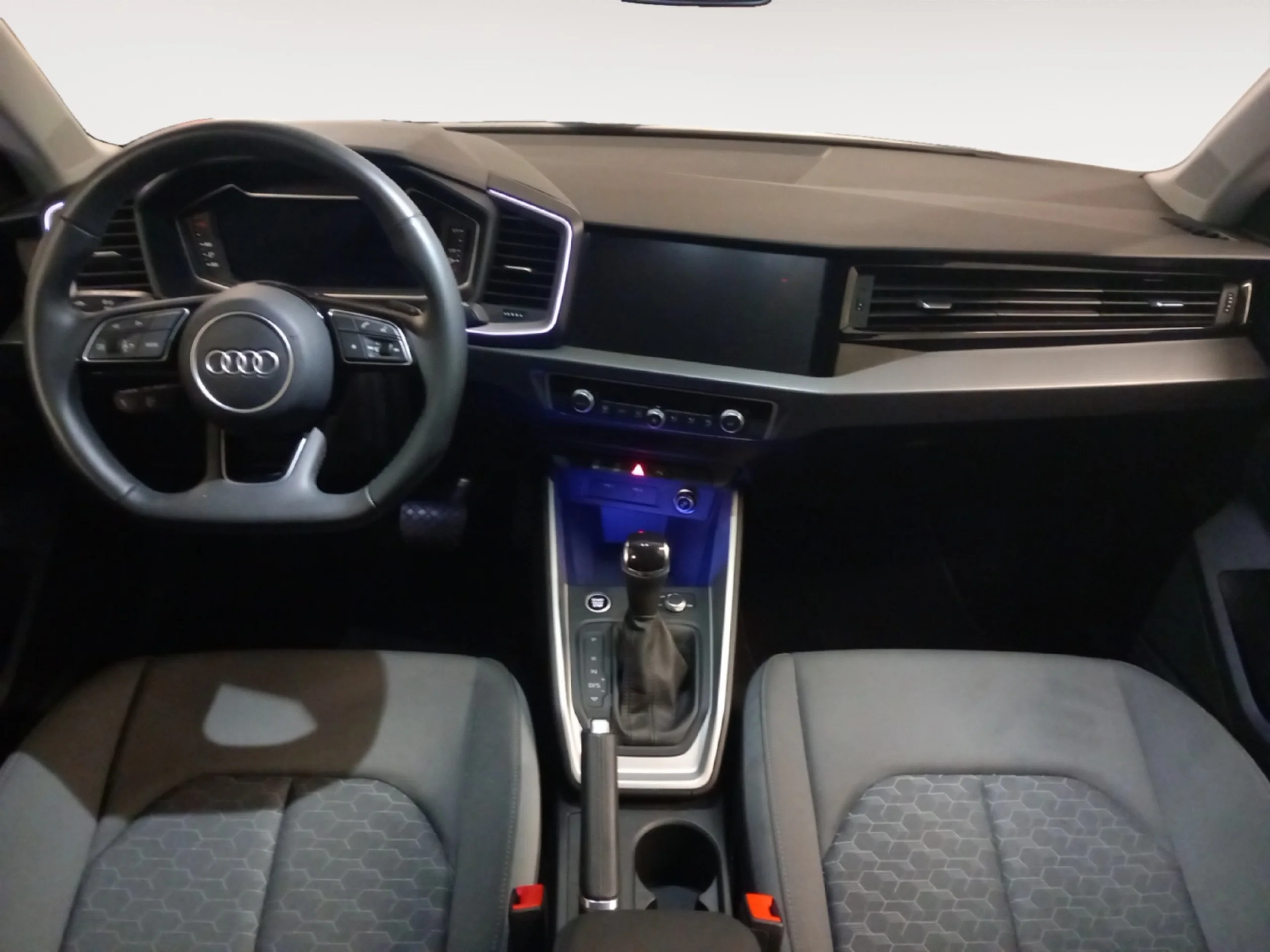 AUDI A1 SPORTBACK ADRENALIN 30 TFSI 85KW S TRON - Foto 4