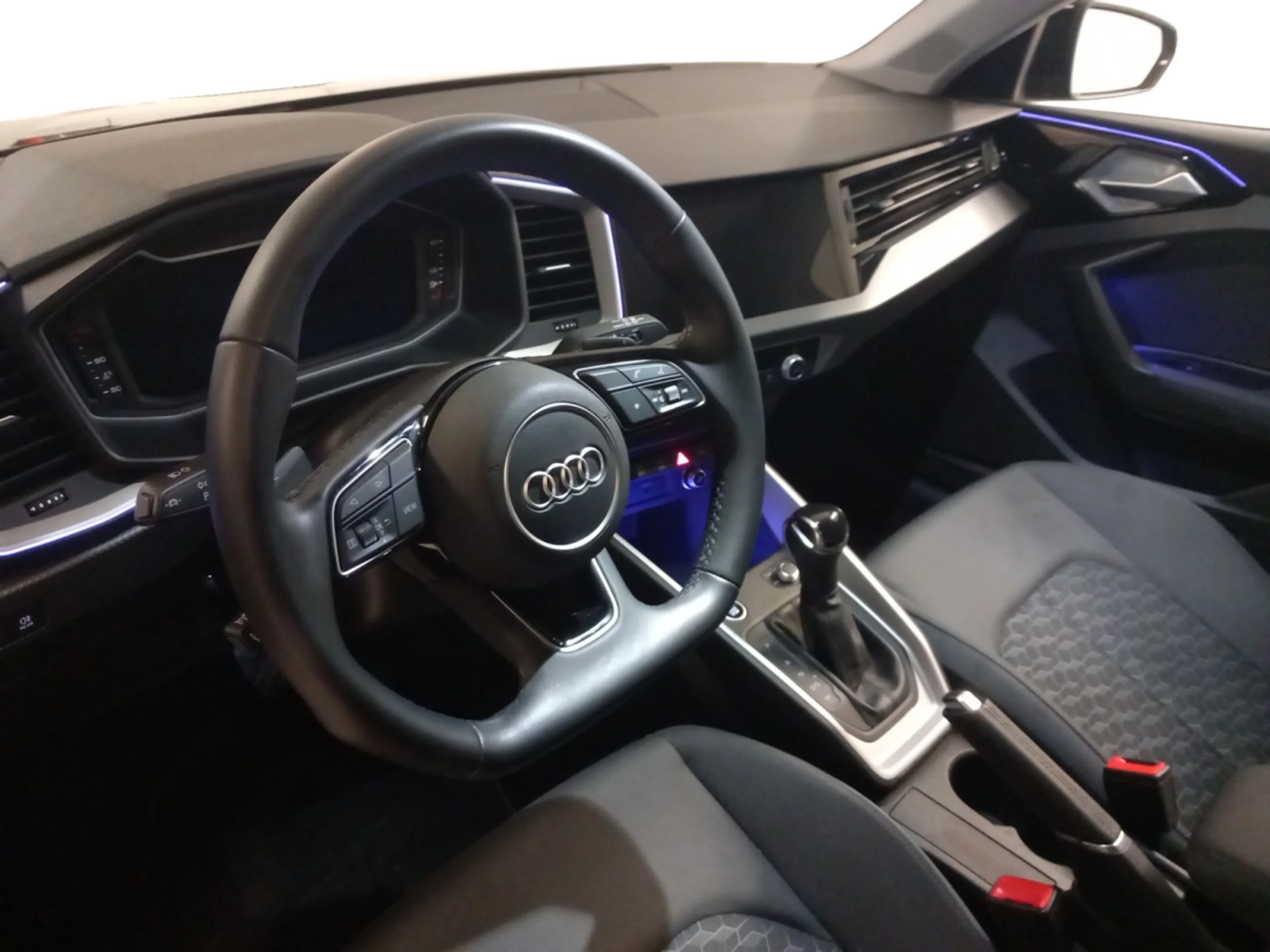 AUDI A1 SPORTBACK ADRENALIN 30 TFSI 85KW S TRON - Foto 9