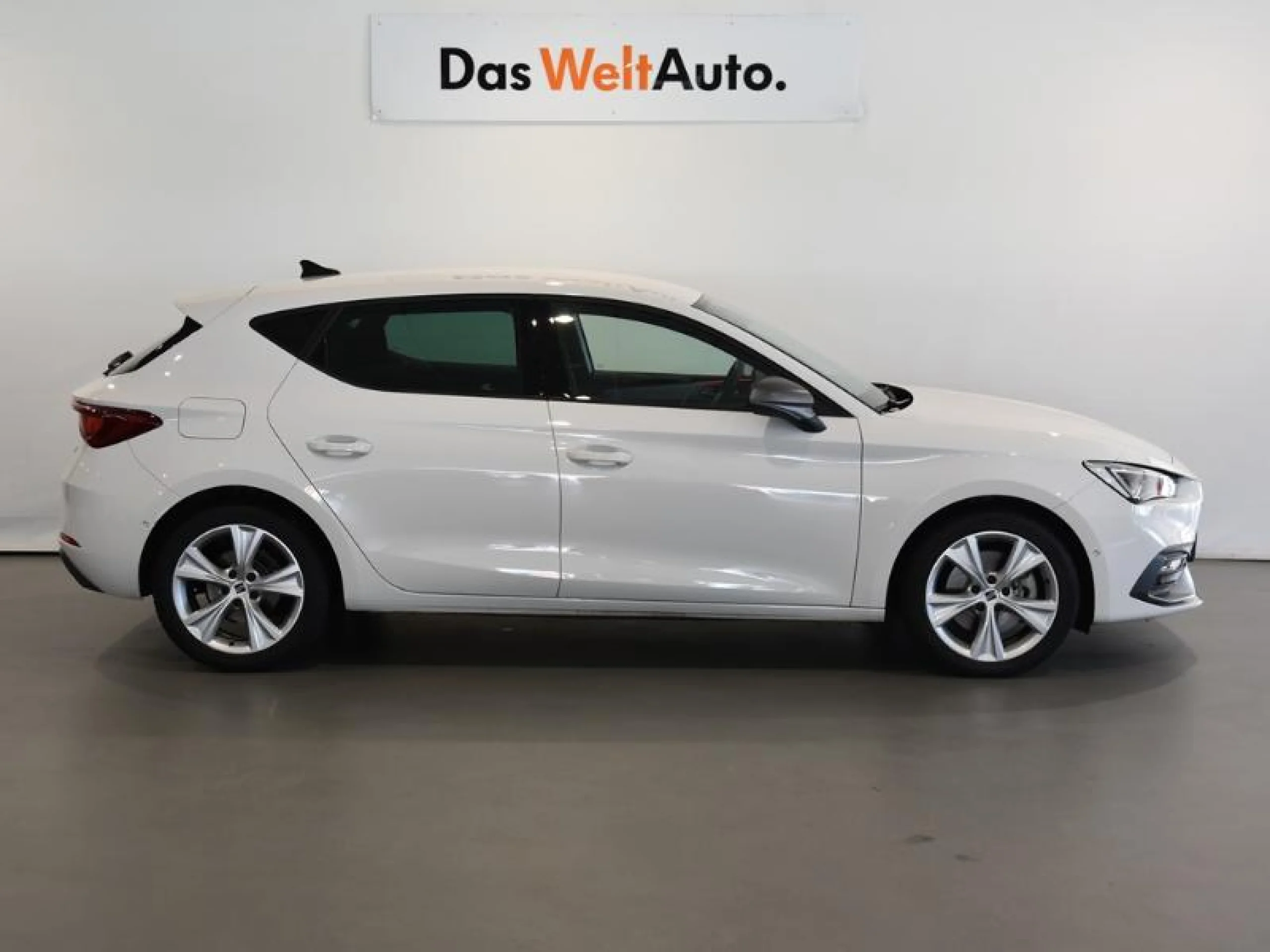 SEAT LEON 2.0 TDI 110KW DSG 7 S&S FR XXL - Foto 3