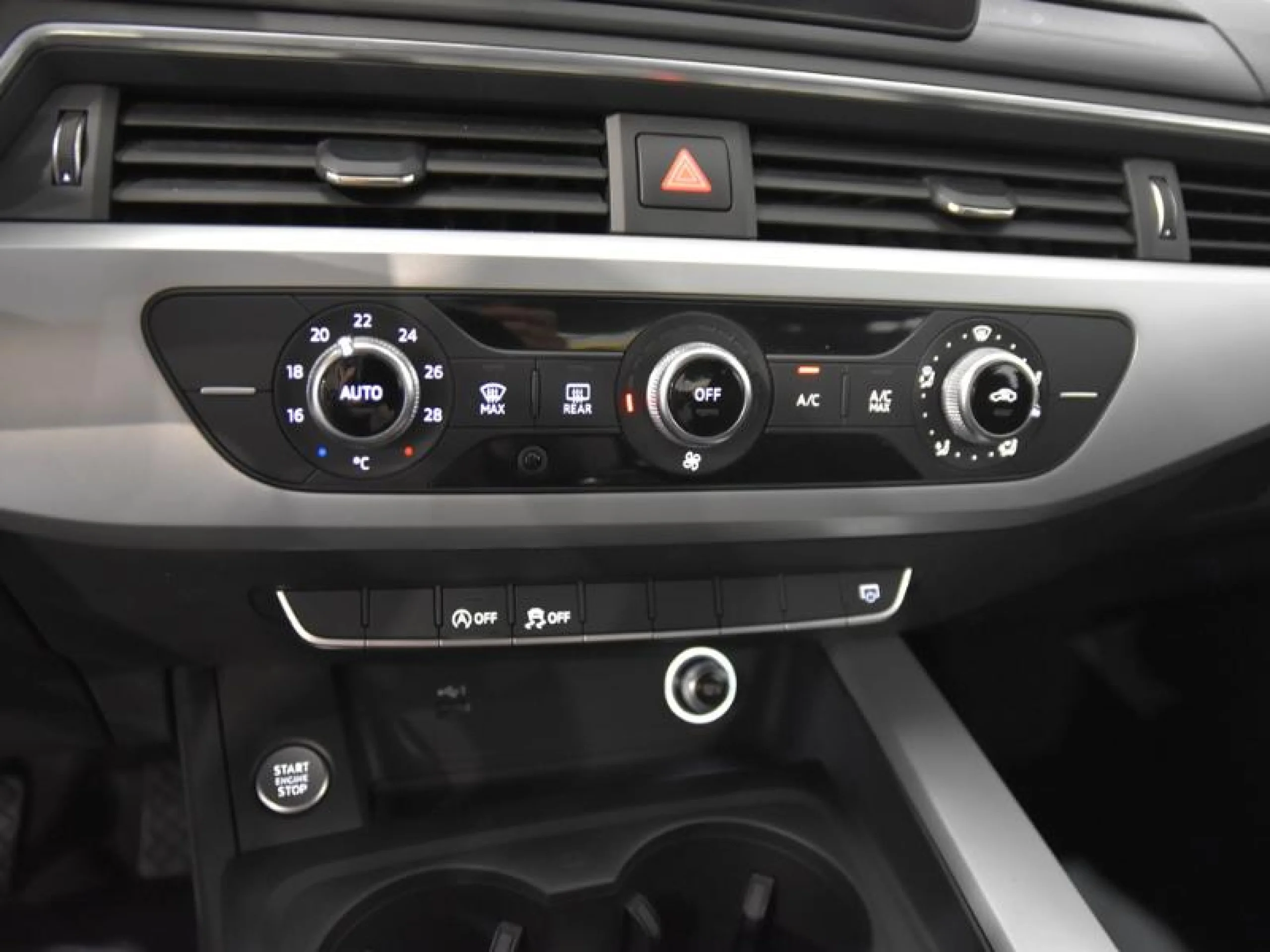 AUDI A4 ADVANCED EDITION 2.0 TDI 110KW (150CV) - Foto 11