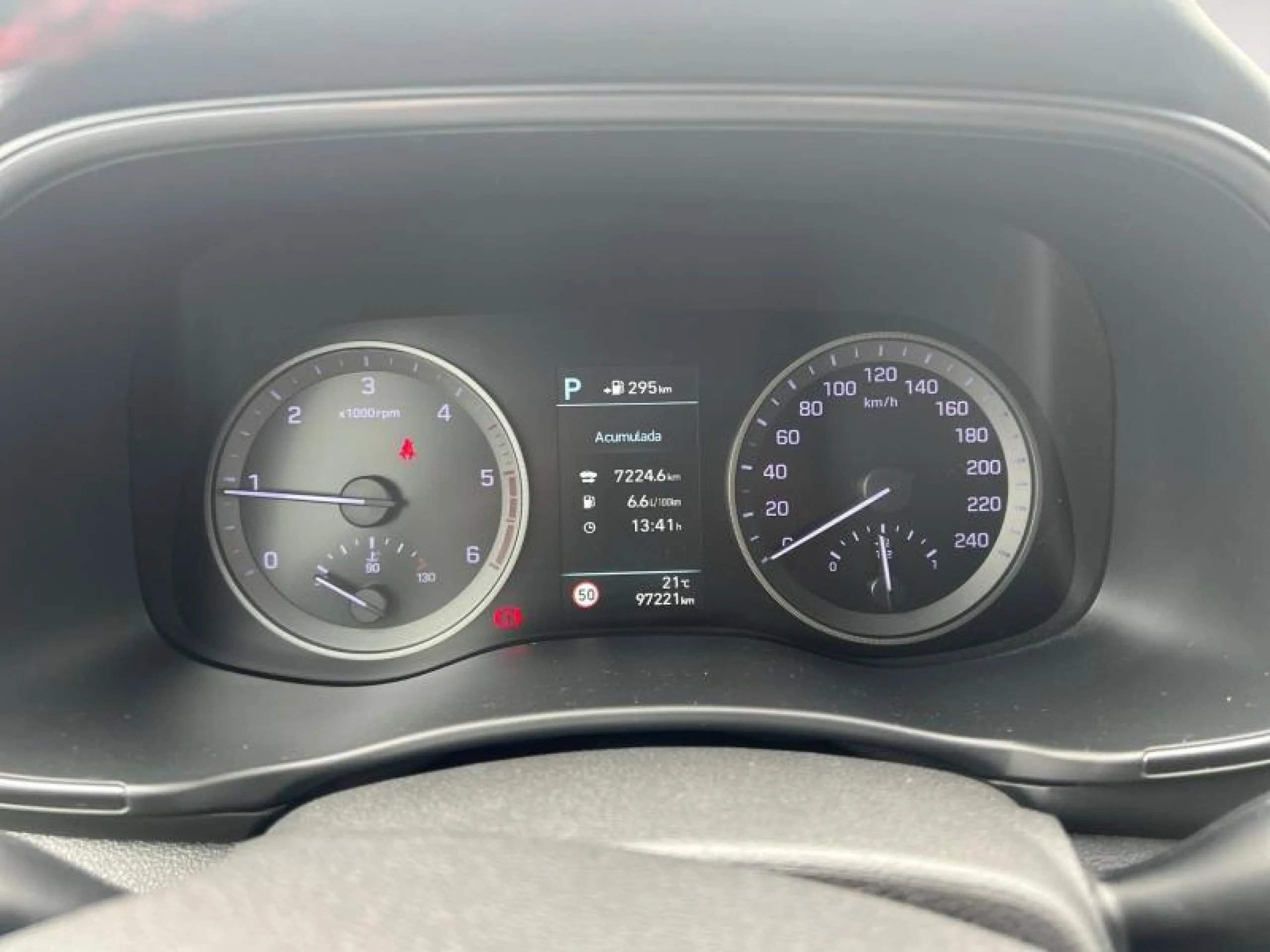 HYUNDAI TUCSON 1.6 CRDI 100KW (136CV) 48V N LINE 4X2 - Foto 9