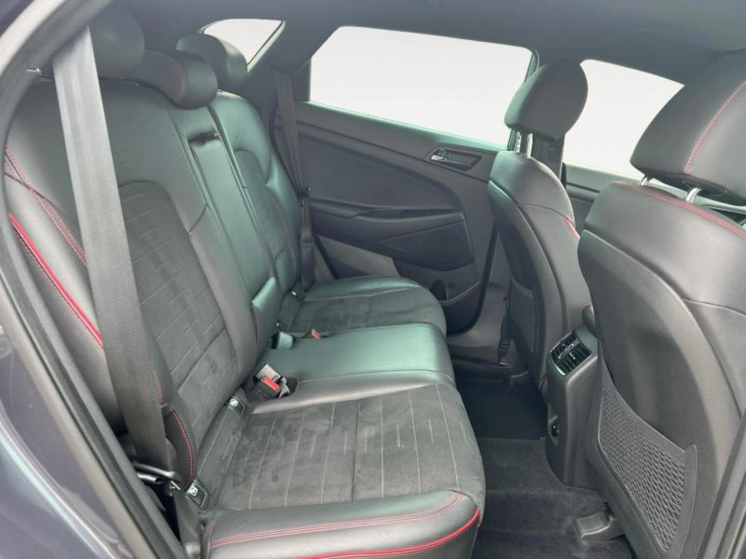 HYUNDAI TUCSON 1.6 CRDI 100KW (136CV) 48V N LINE 4X2 - Foto 16