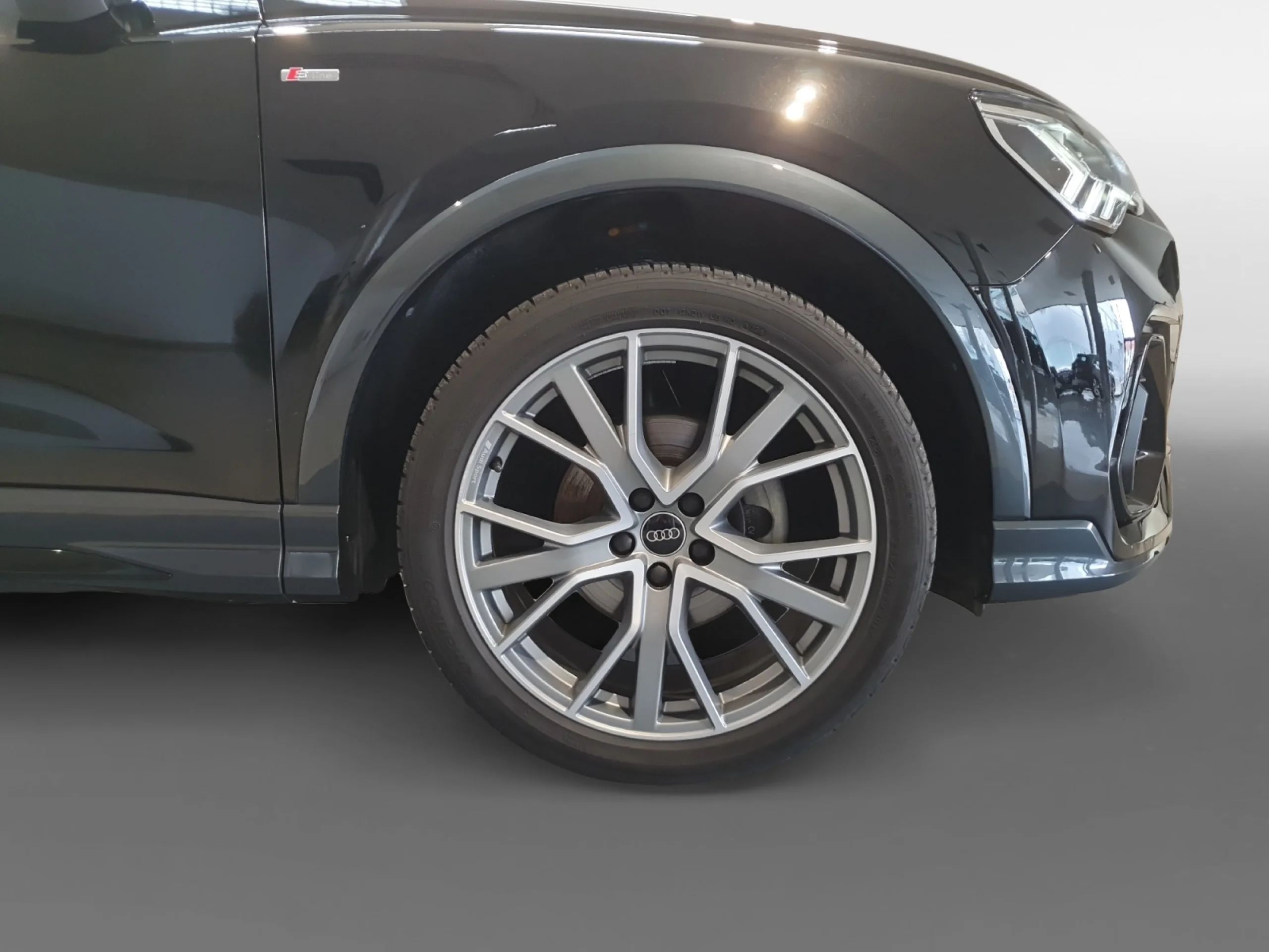 AUDI Q3 BLACK LINE 35 TDI 110KW (150CV) S TRONIC - Foto 10