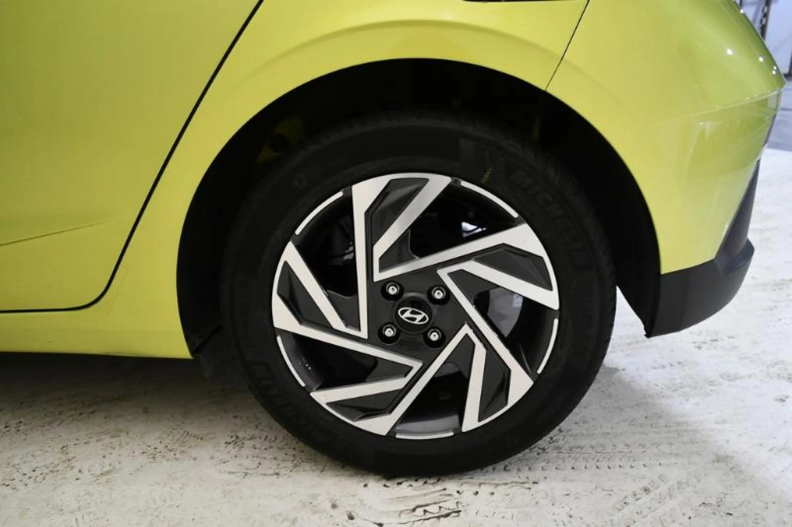 HYUNDAI I20 1.0 TGDI 74KW (100CV) KLASS - Foto 11