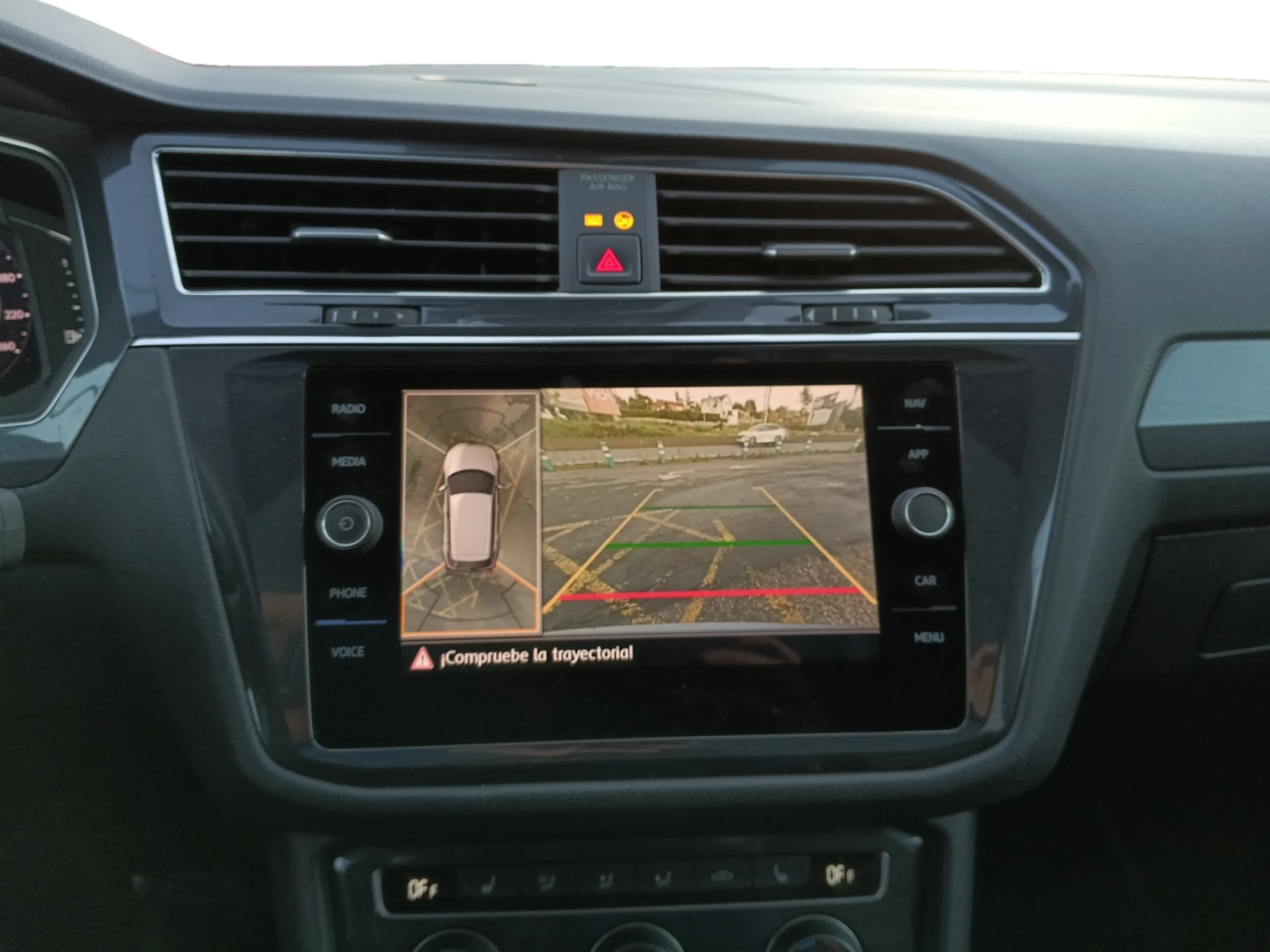 VOLKSWAGEN TIGUAN ALLSPACE SPORT 2.0 TDI 140KW (190CV) 4MOTION DSG - Foto 9