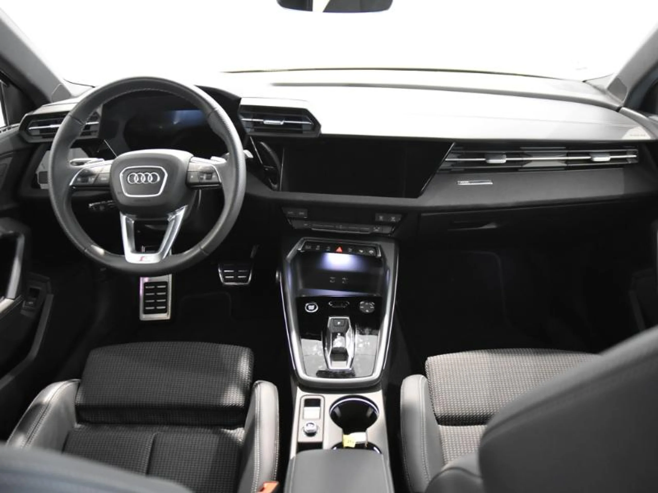 AUDI A3 SEDAN S LINE 35 TDI 110KW S TRONIC - Foto 3