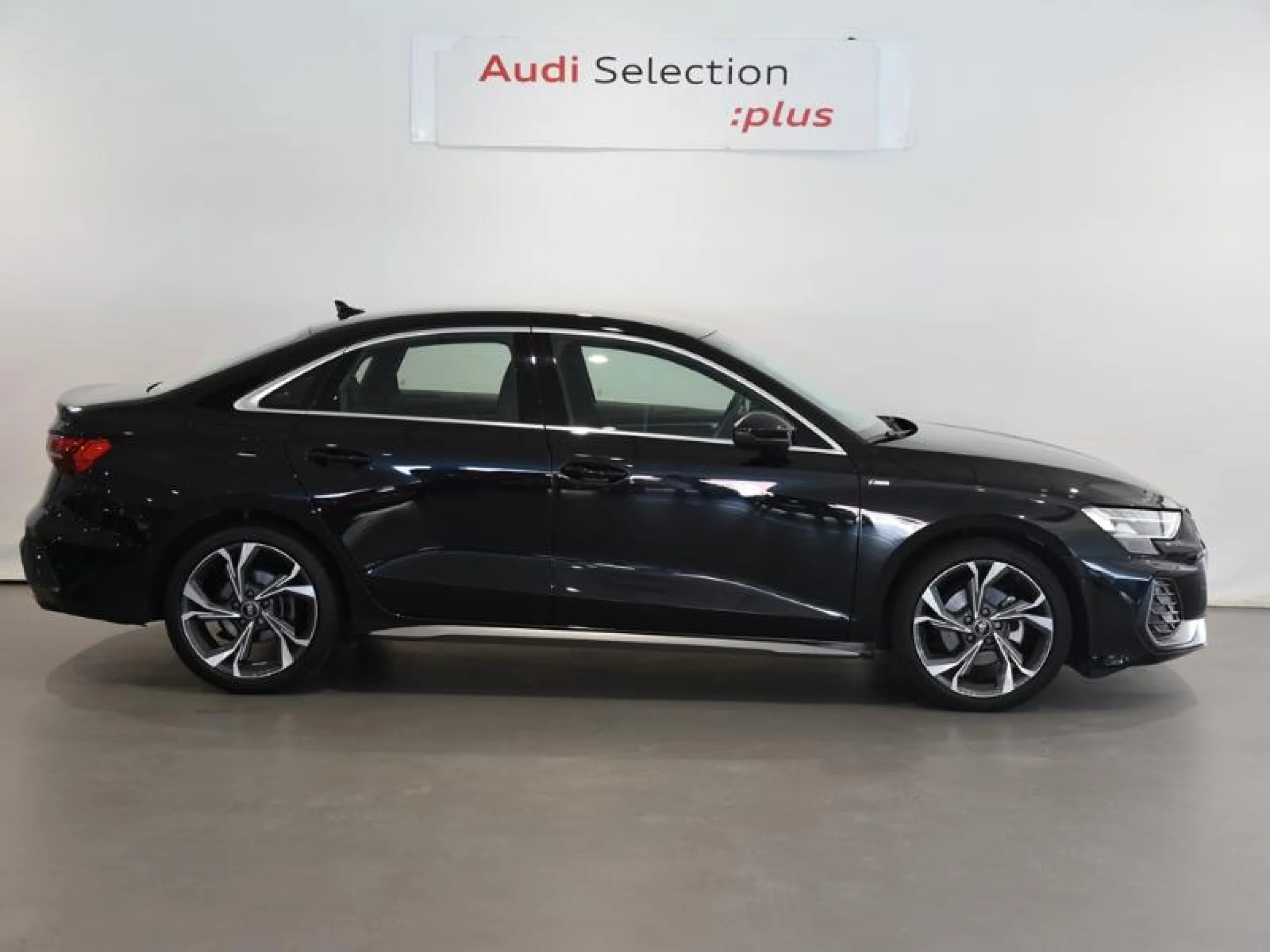 AUDI A3 SEDAN S LINE 35 TDI 110KW S TRONIC - Foto 5