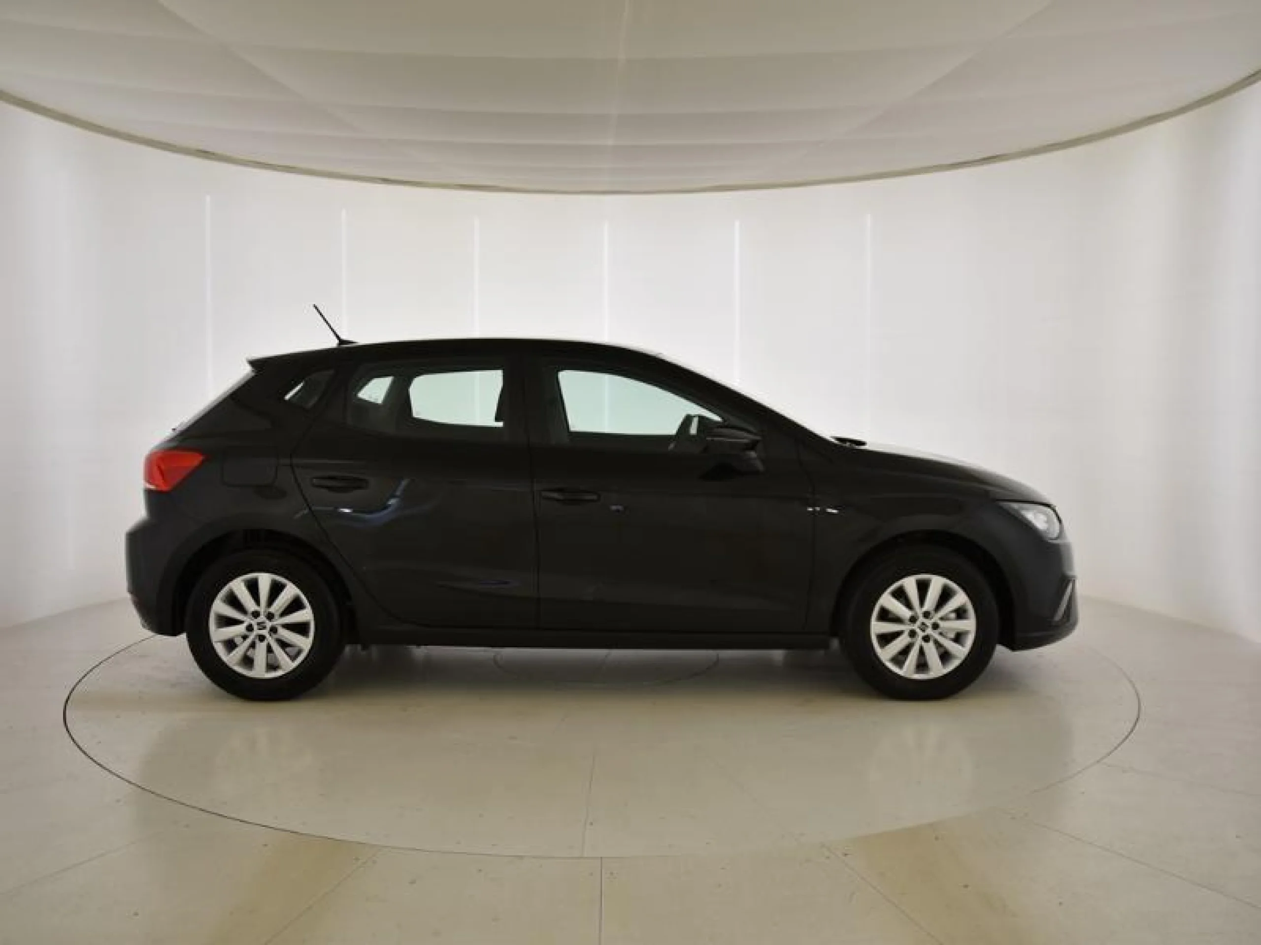 SEAT IBIZA 1.0 MPI 59KW (80CV) REFERENCE XM - Foto 3
