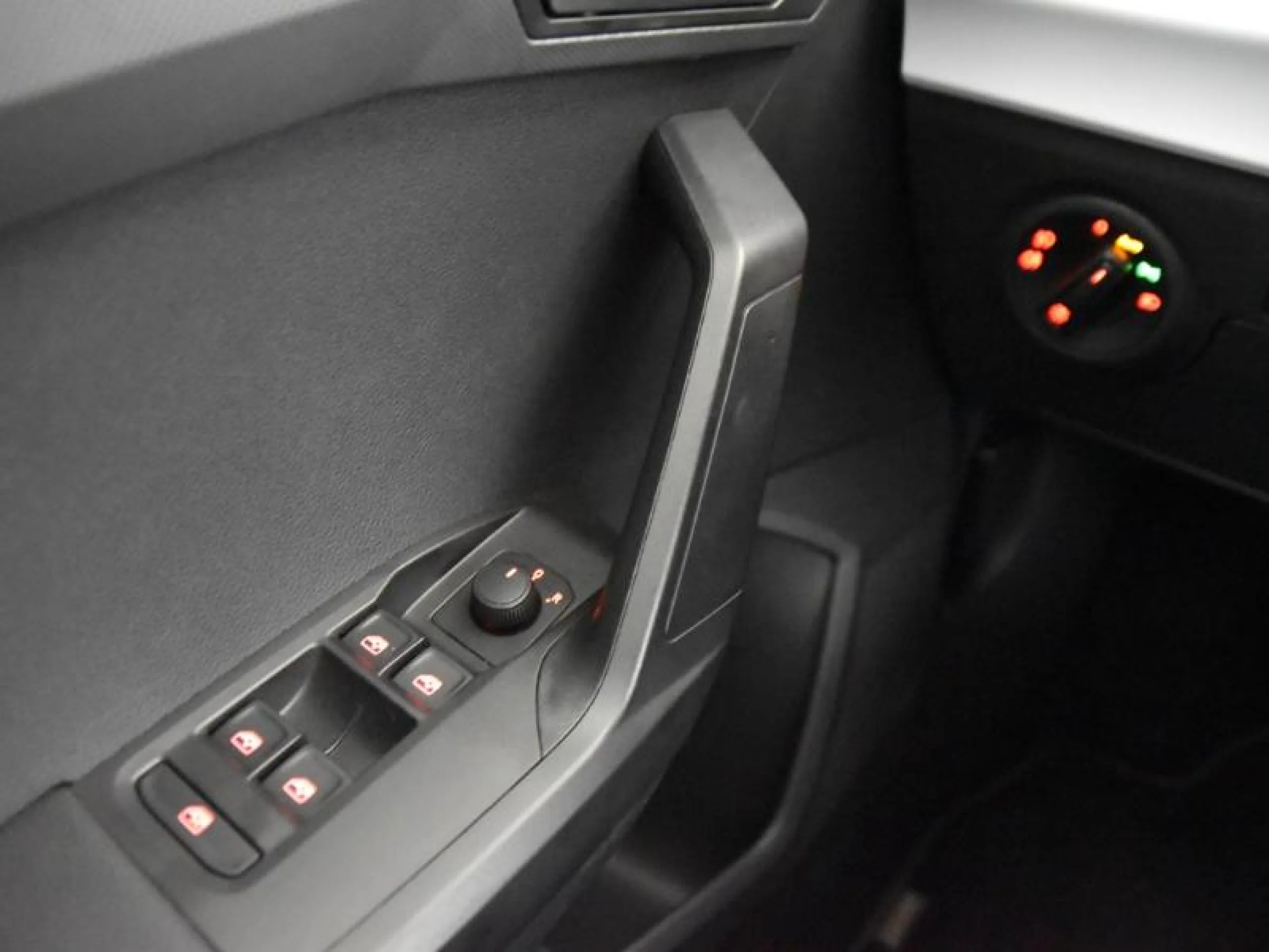 SEAT IBIZA 1.0 MPI 59KW (80CV) REFERENCE XM - Foto 14