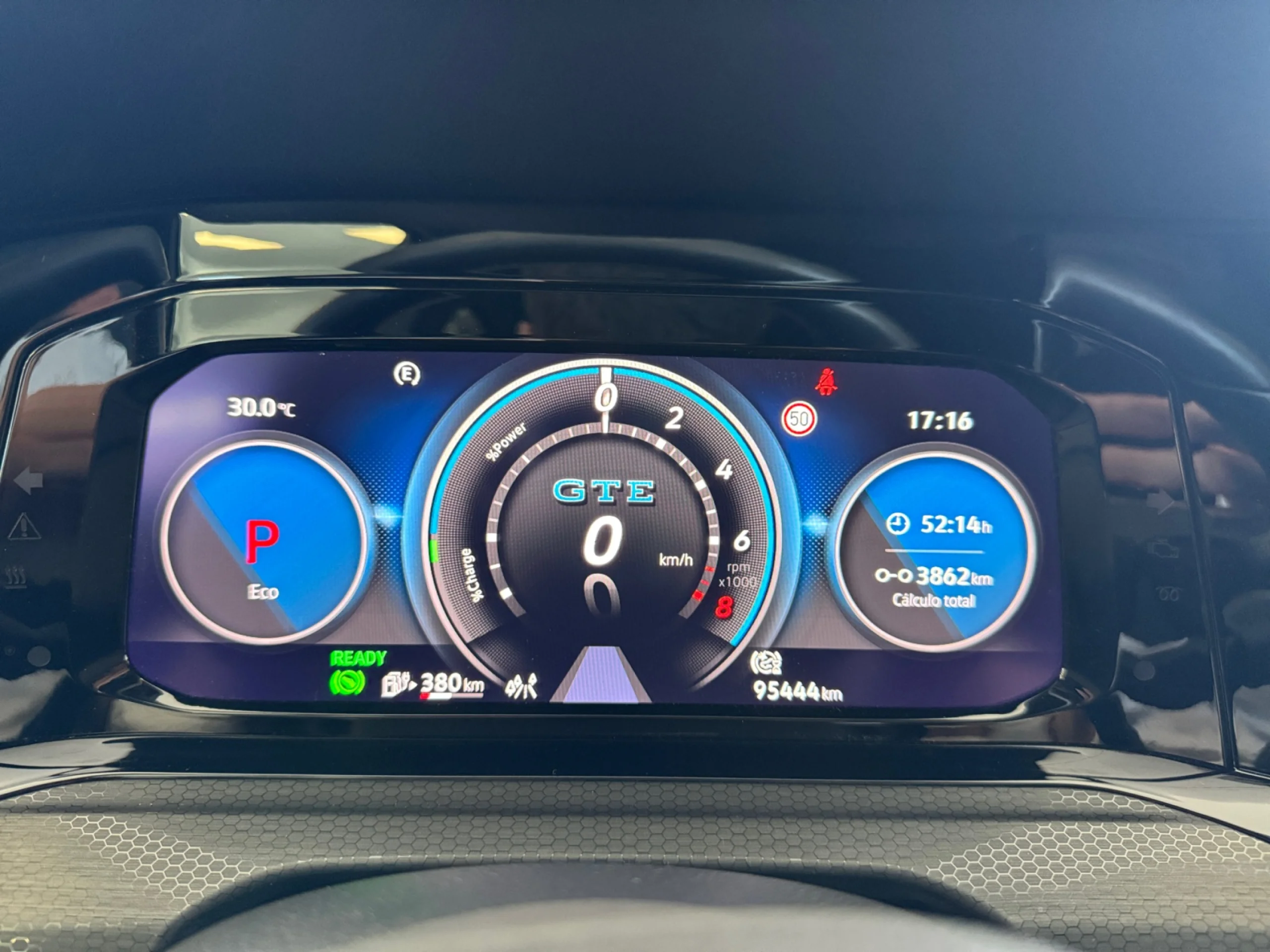 VOLKSWAGEN GOLF GTE 1.4 TSI 180KW (245CV) DSG - Foto 10