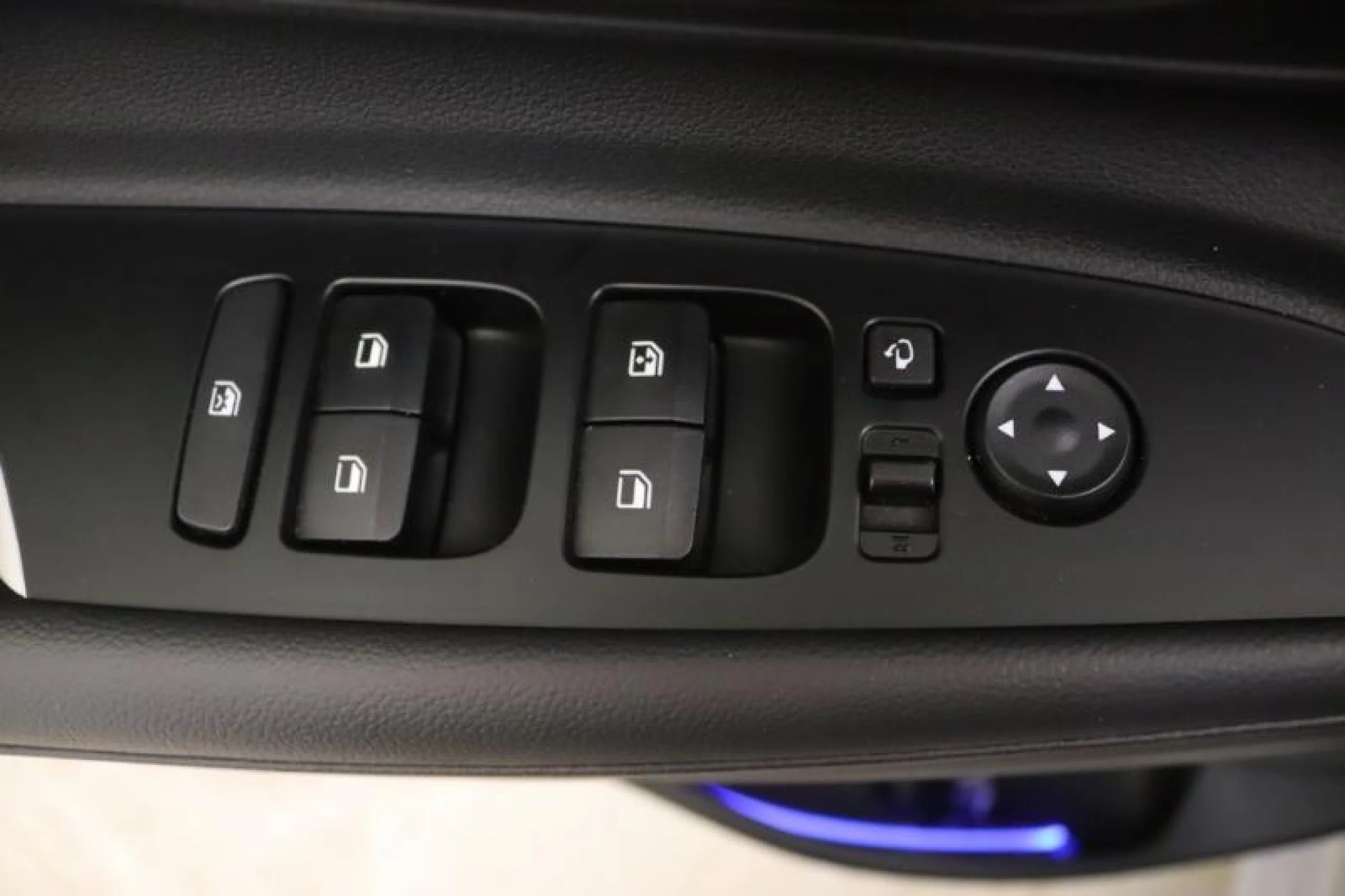 HYUNDAI I20 1.0 TGDI 48V KLASS - Foto 12