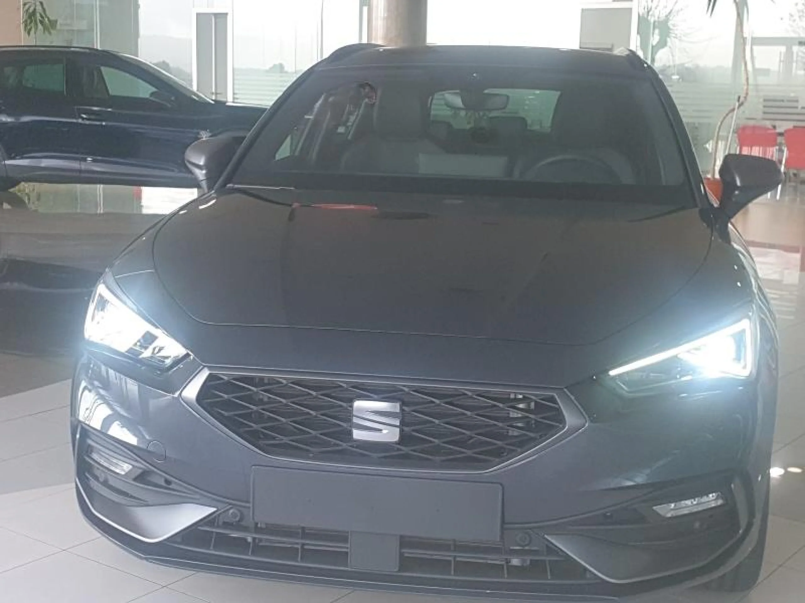 SEAT LEON SP 1.5 ETSI 110KW DSG FR SPECIAL EDITION - Foto 3