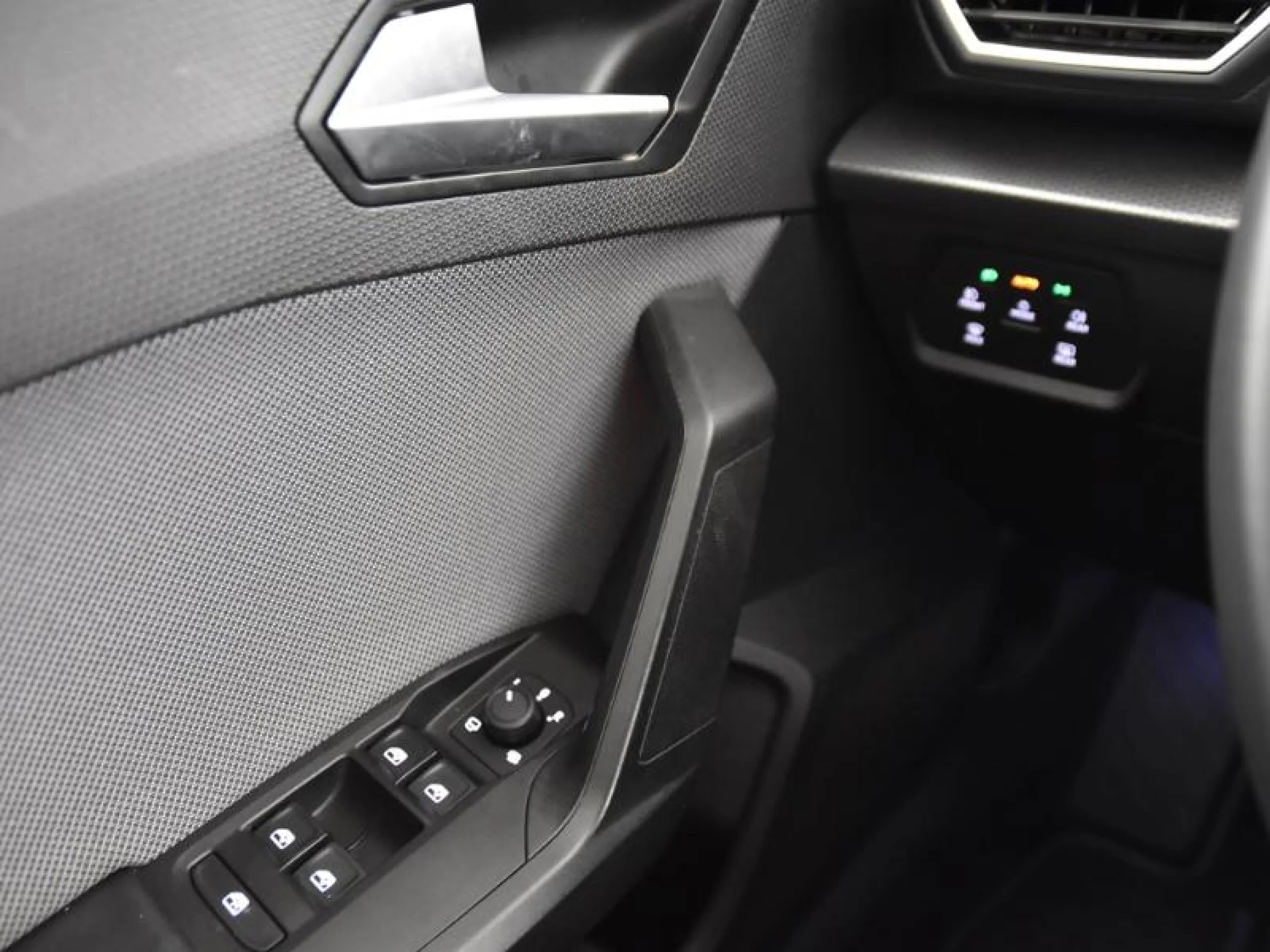 SEAT NUEVO LEON 1.5 TSI 96KW S&S STYLE XL - Foto 17