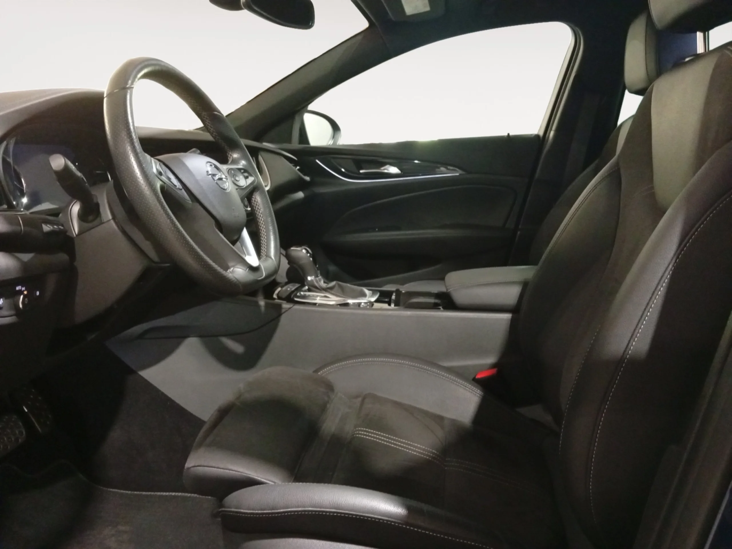 OPEL INSIGNIA GS GS LINE PLUS 2.0D DVH 130KW AT8 - Foto 4