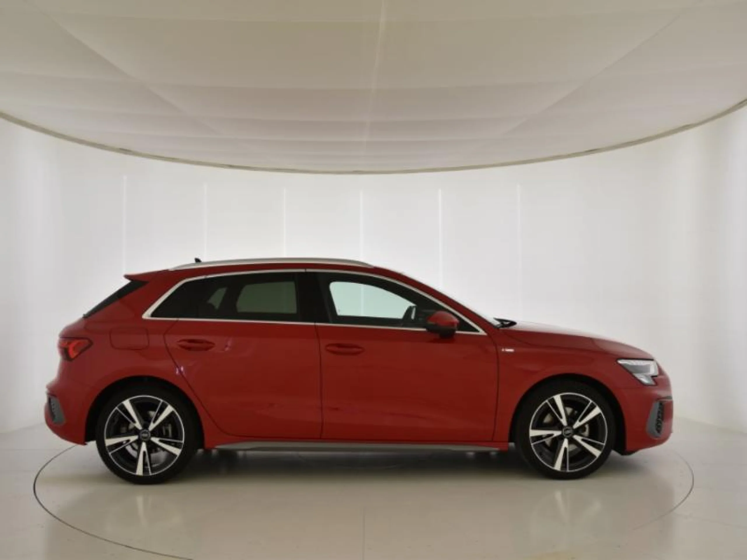 AUDI A3 SPORTBACK S LINE 35 TFSI 110KW S TRONIC - Foto 3