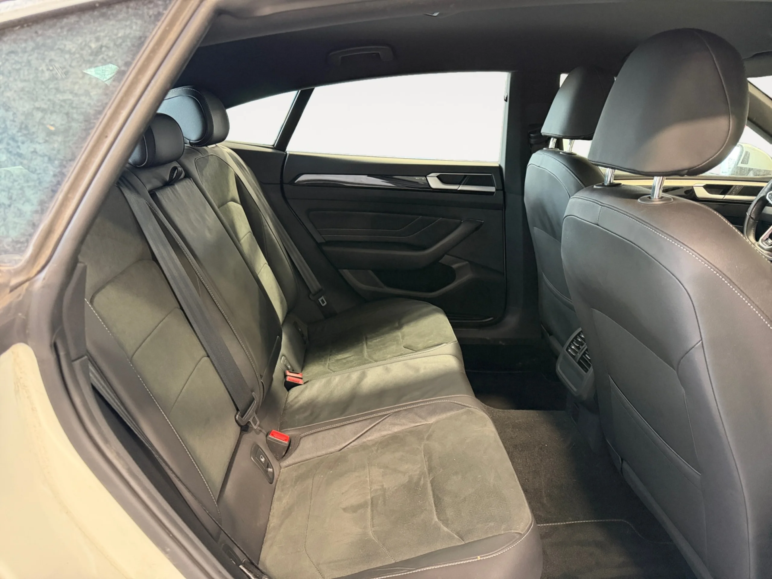 VOLKSWAGEN ARTEON R LINE 2.0 TDI 110KW (150CV) DSG - Foto 6