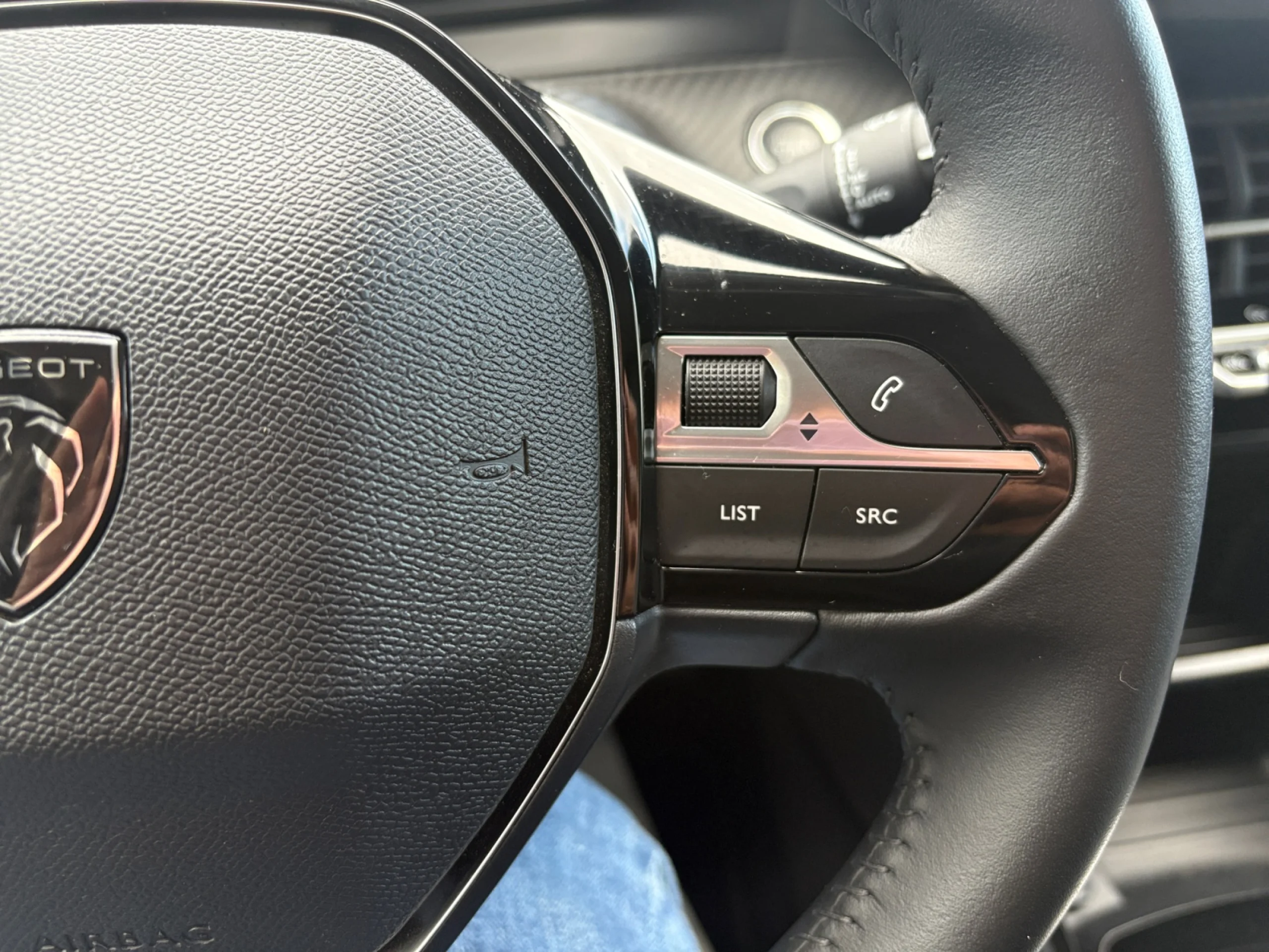 PEUGEOT 208 ALLURE HYBRID 110 EDCS6 - Foto 14