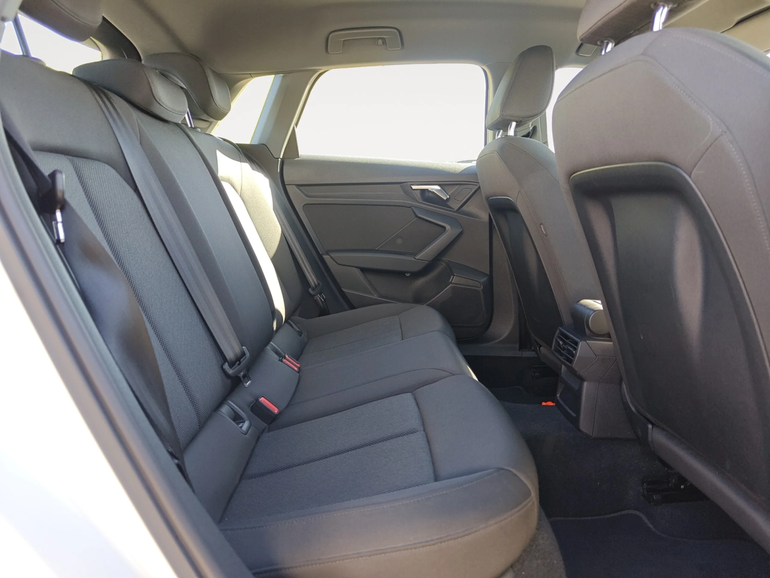 AUDI A3 SPORTBACK 30 TDI 85KW (116CV) - Foto 6