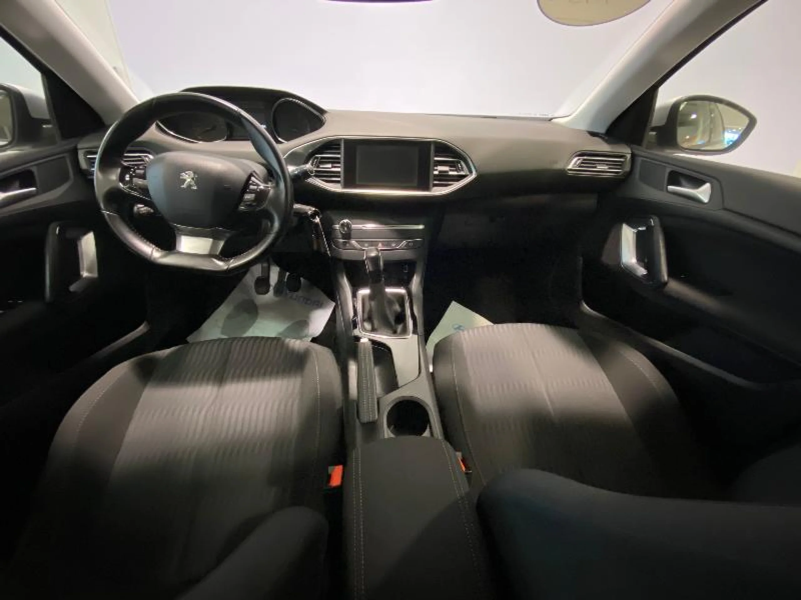 PEUGEOT 308 5P ACTIVE 1.2 PURETECH 81KW (110CV) S&S - Foto 4