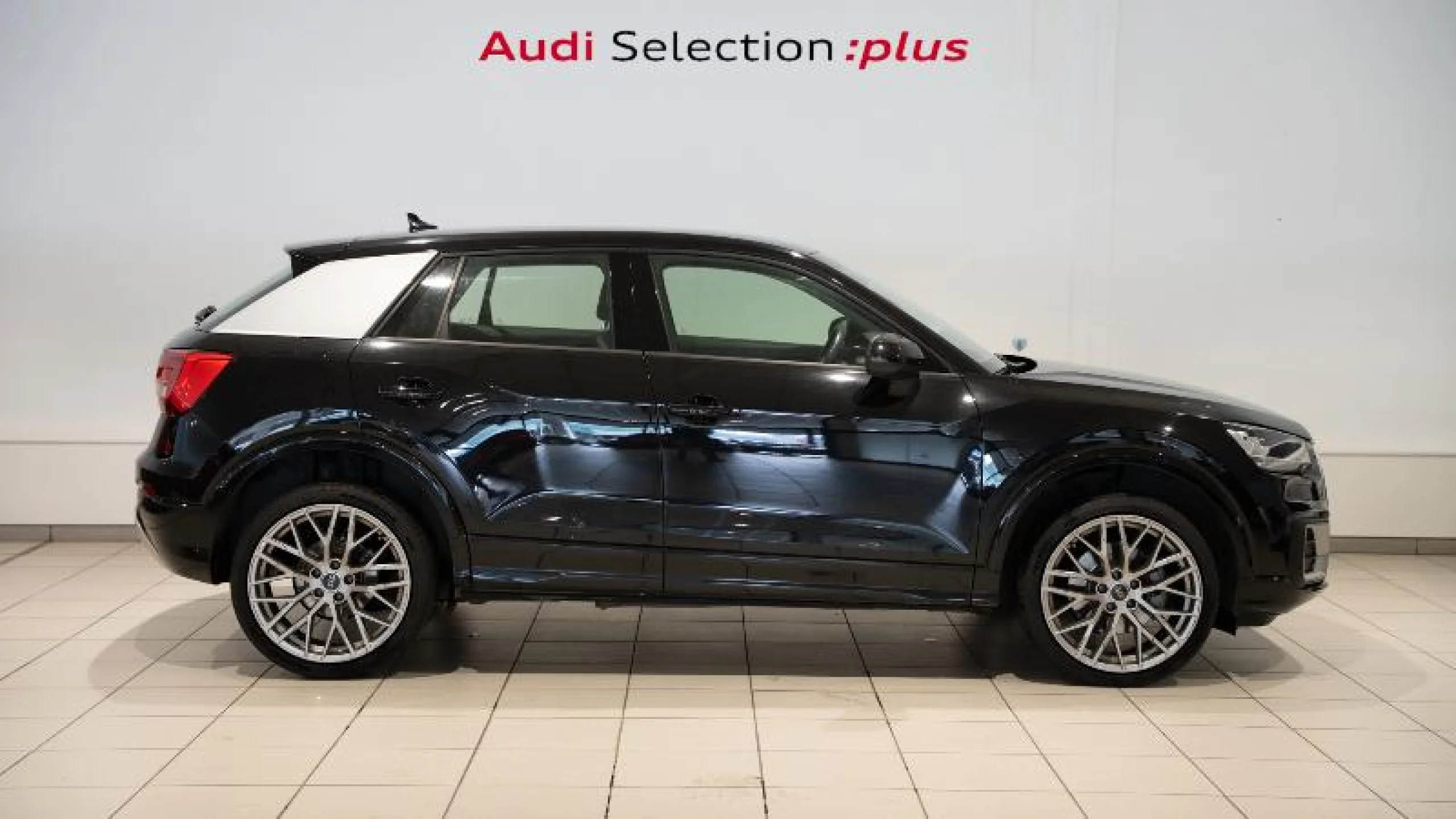AUDI Q2 SPORT EDITION 1.4 TFSI COD S TRONIC - Foto 3