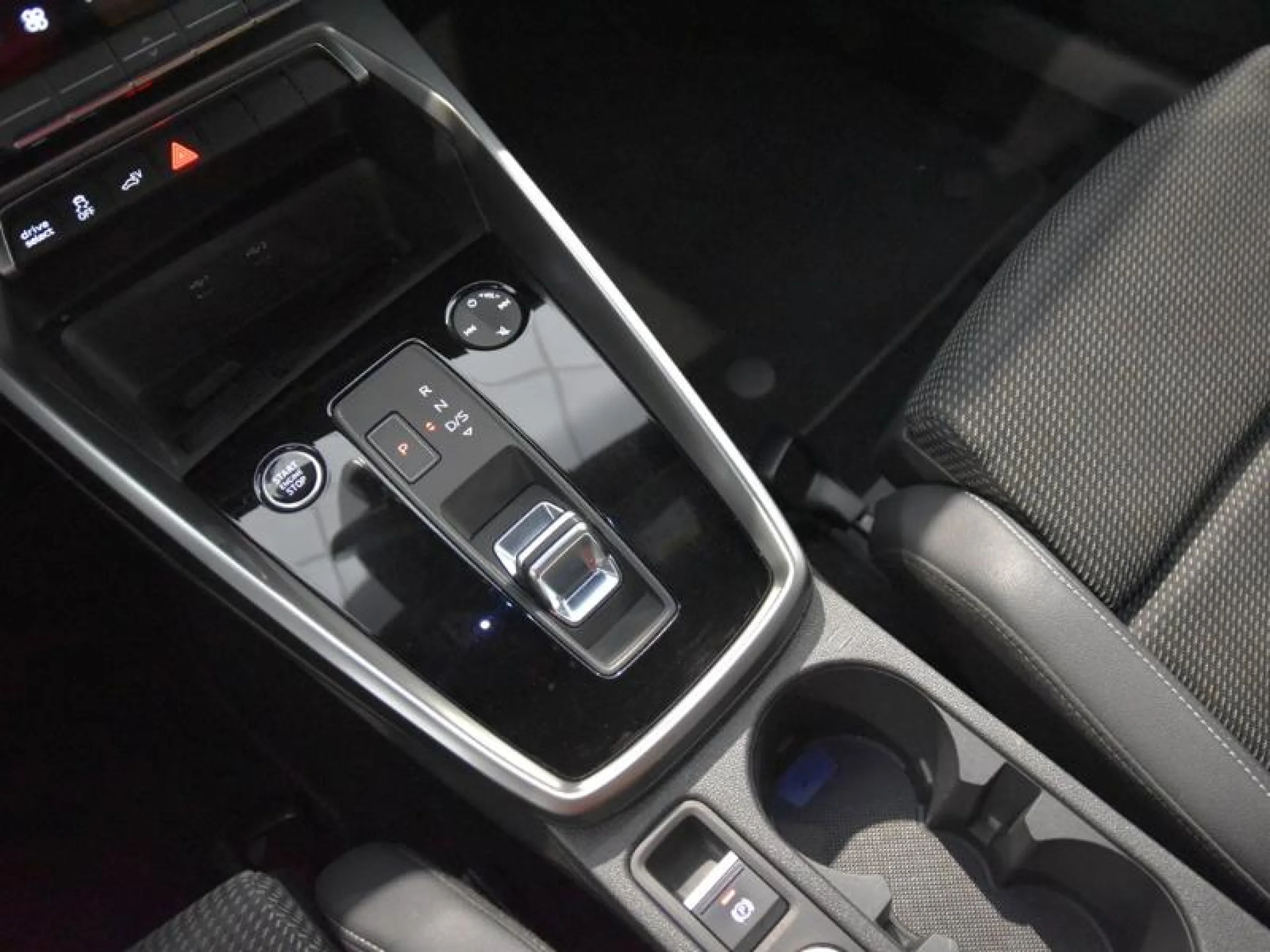 AUDI A3 SPORTBACK BLACK 45 TFSI E COMP S TRONIC - Foto 10