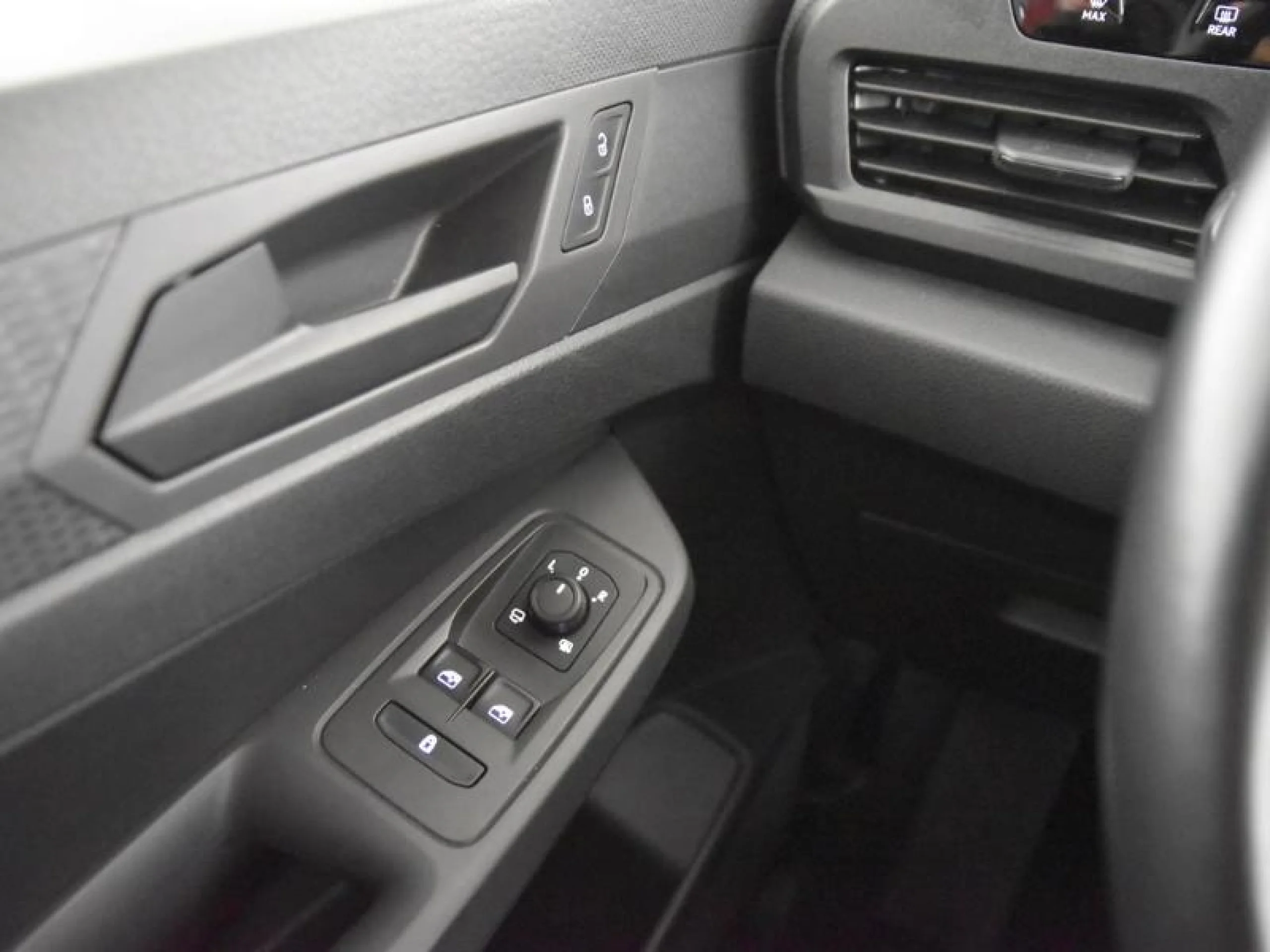 VOLKSWAGEN CADDY MAXI ORIGIN 2.0 TDI 90KW (122CV) DSG - Foto 17