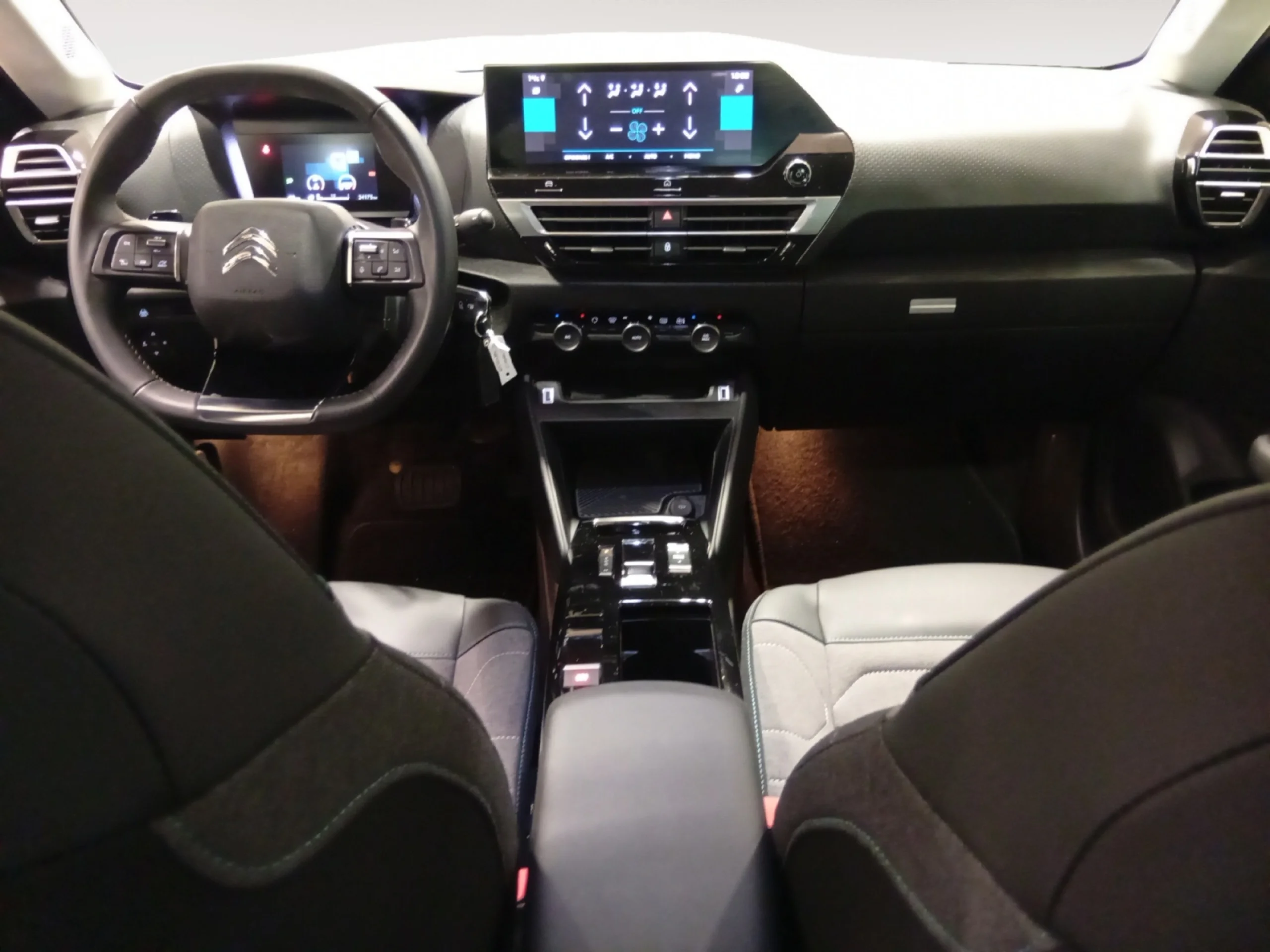 CITROEN C4 PURETECH 130 S&S EAT8 FEEL PACK - Foto 4