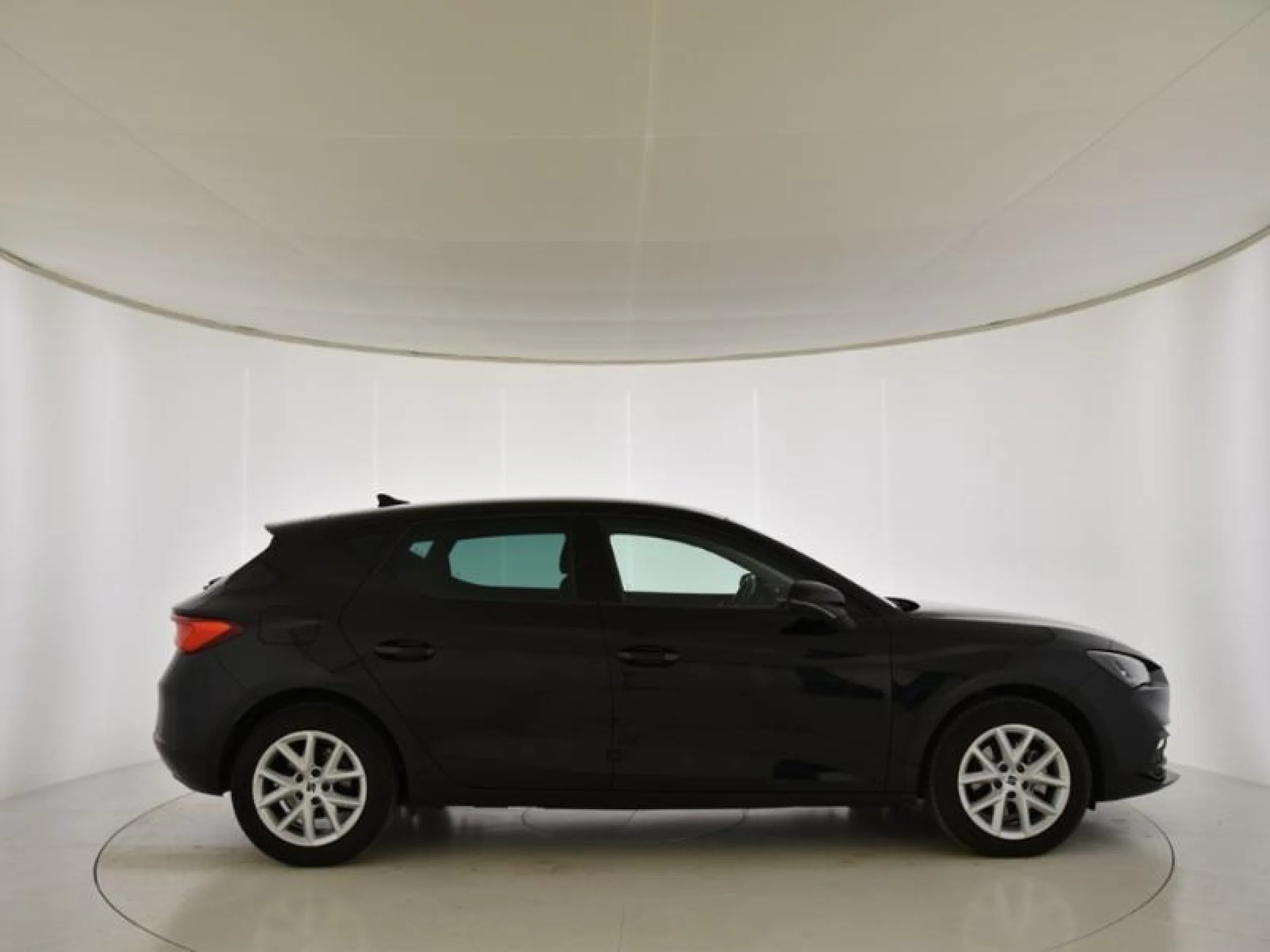 SEAT LEON 1.0 TSI 81KW S&S STYLE XS - Foto 3