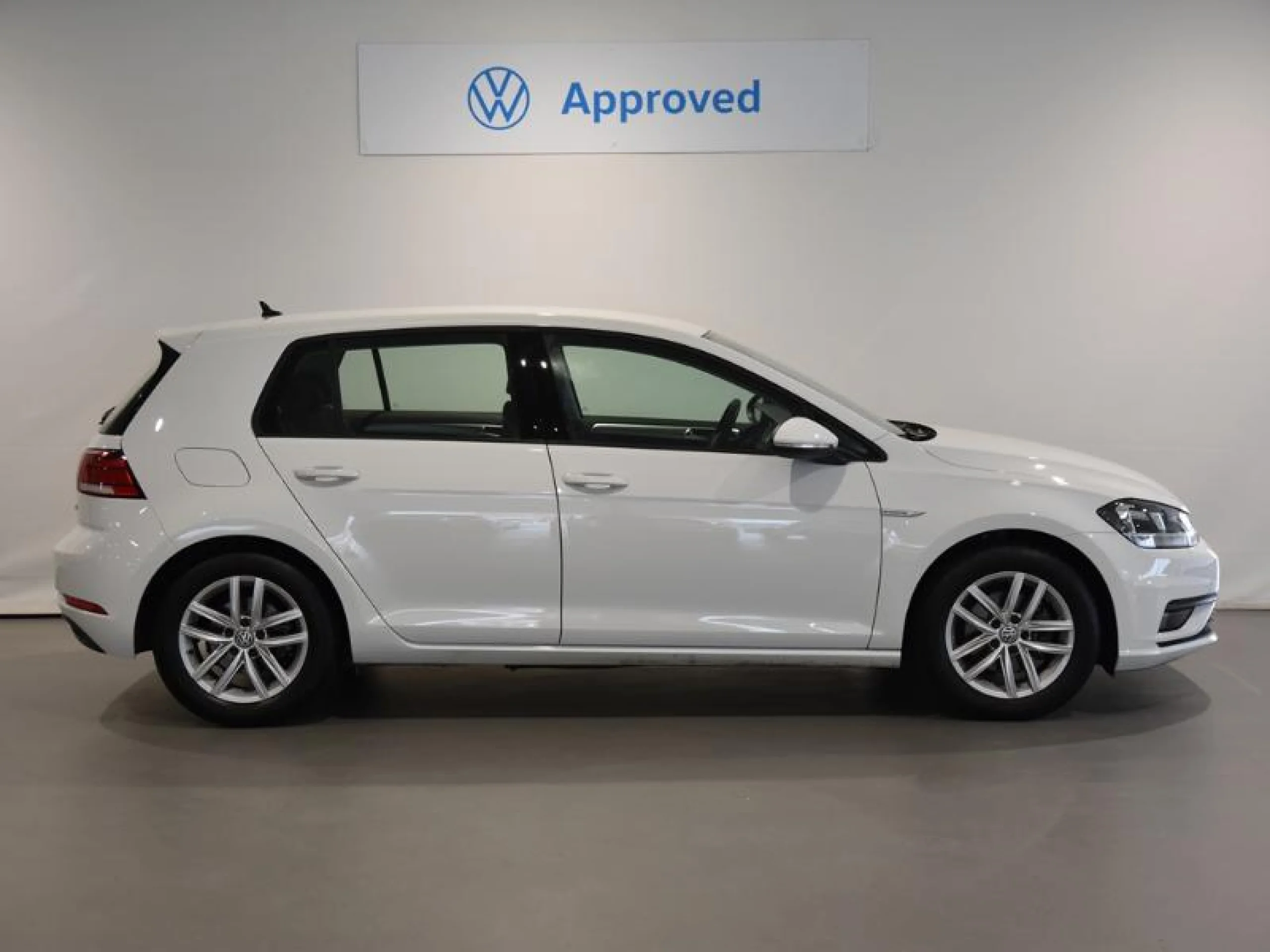 VOLKSWAGEN GOLF ADVANCE 1.5 TSI EVO 96KW (130CV) - Foto 3