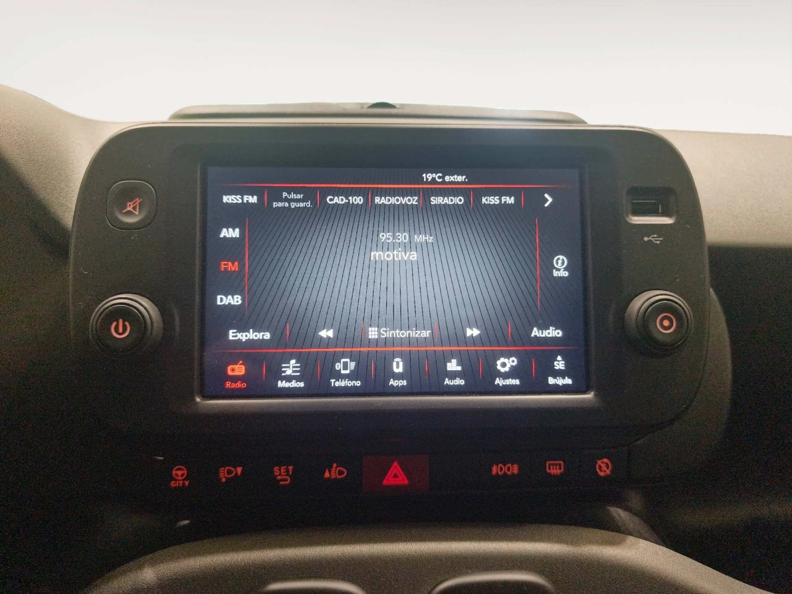 FIAT PANDA CITY LIFE HYBRID 1.0 GSE 51KW (70CV) - Foto 14