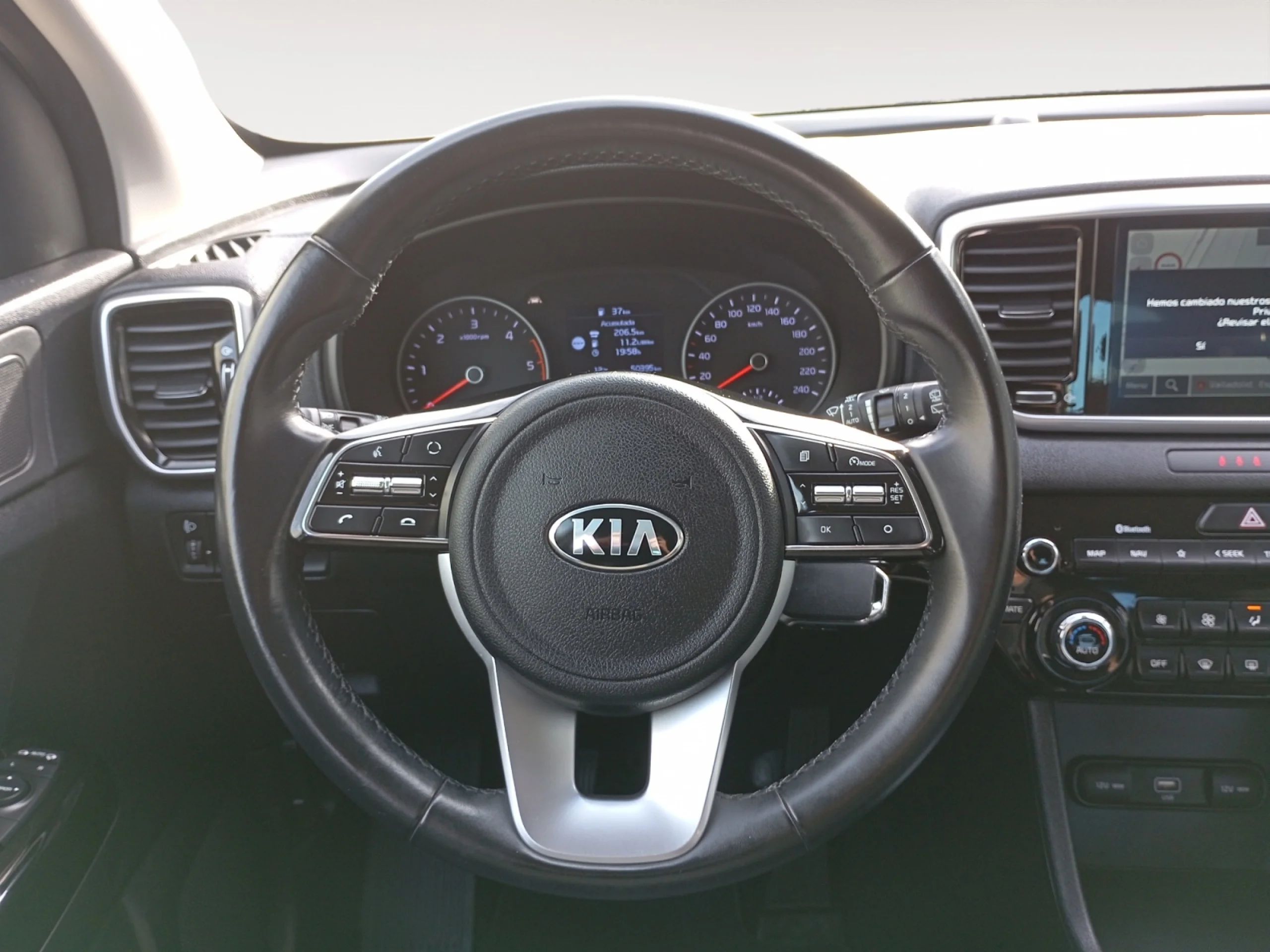 KIA SPORTAGE 1.6 MHEV BLACK EDITION 100KW (136CV) 4X2 - Foto 11