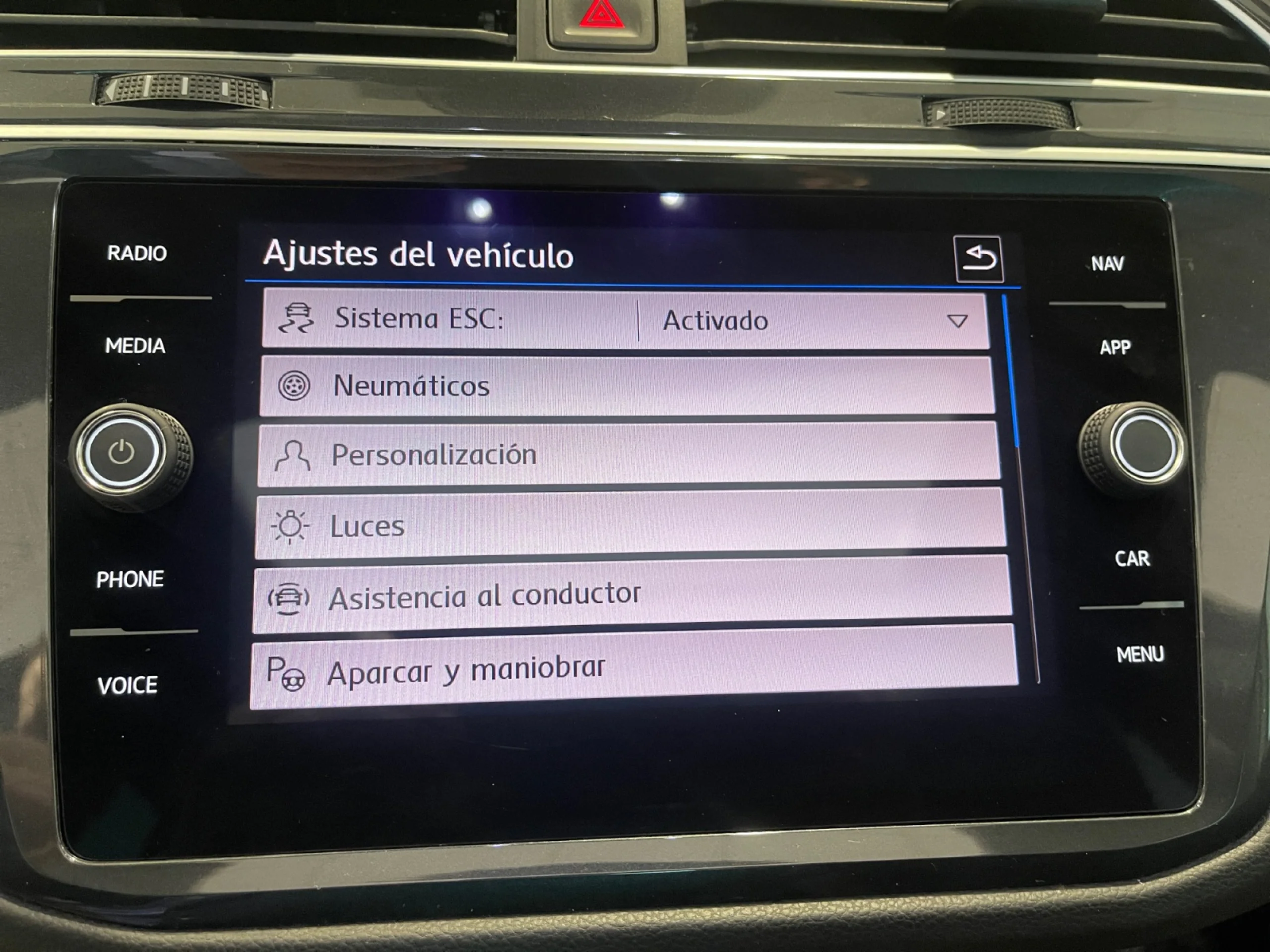 VOLKSWAGEN TIGUAN SPORT 1.5 TSI 110KW (150CV) DSG - Foto 12