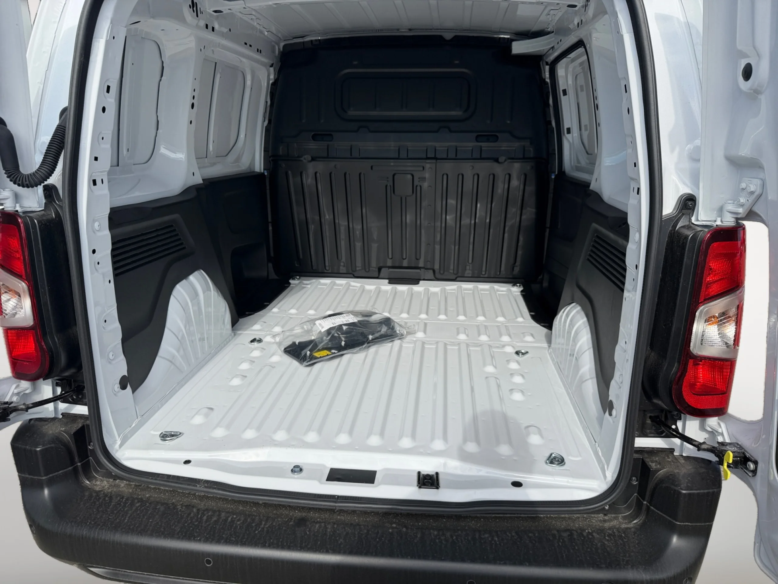 CITROEN BERLINGO TALLA M BLUEHDI 100 - Foto 7