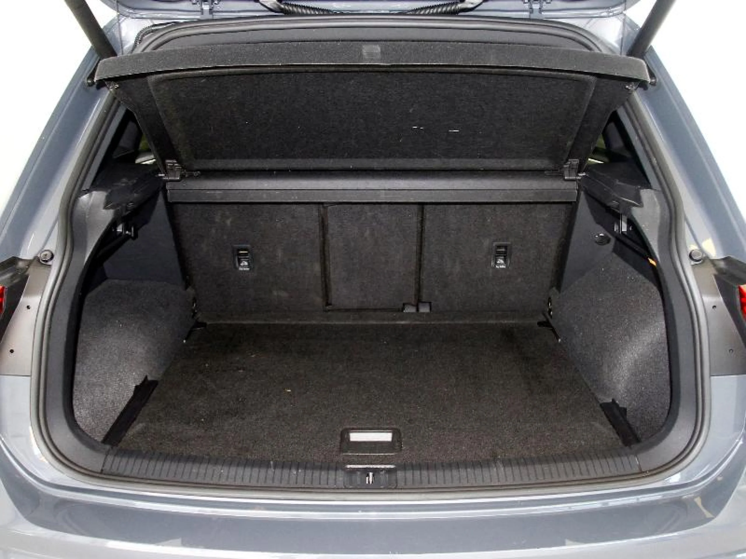 VOLKSWAGEN TIGUAN R LINE 2.0 TDI 110KW (150CV) DSG - Foto 20