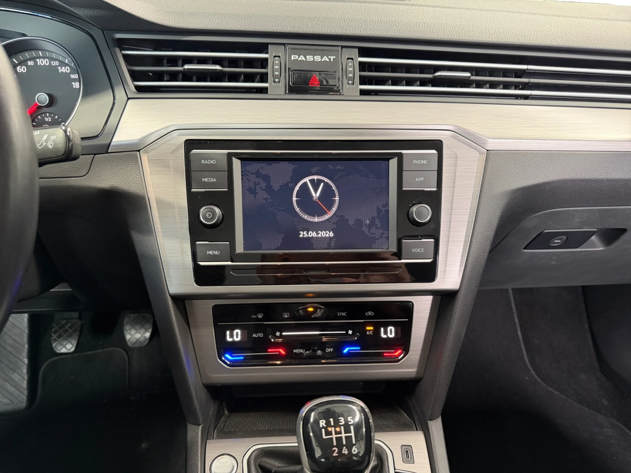 VOLKSWAGEN PASSAT BUSINESS 2.0 TDI 110KW (150CV) - Foto 9