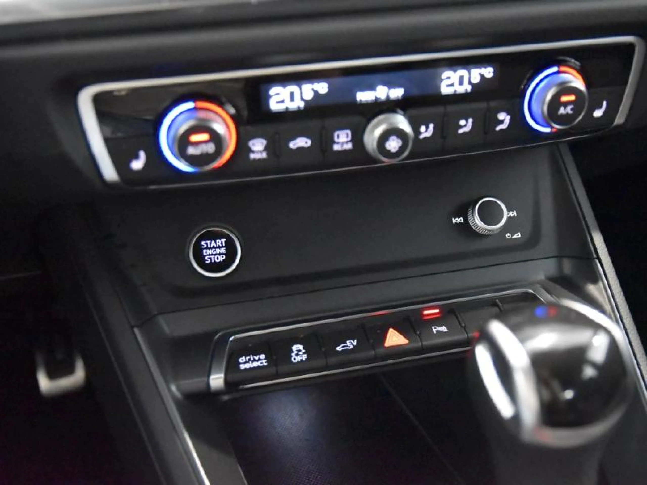 AUDI Q3 SPORTBACK 45 TFSI E 180KW S TRONIC S LINE - Foto 12