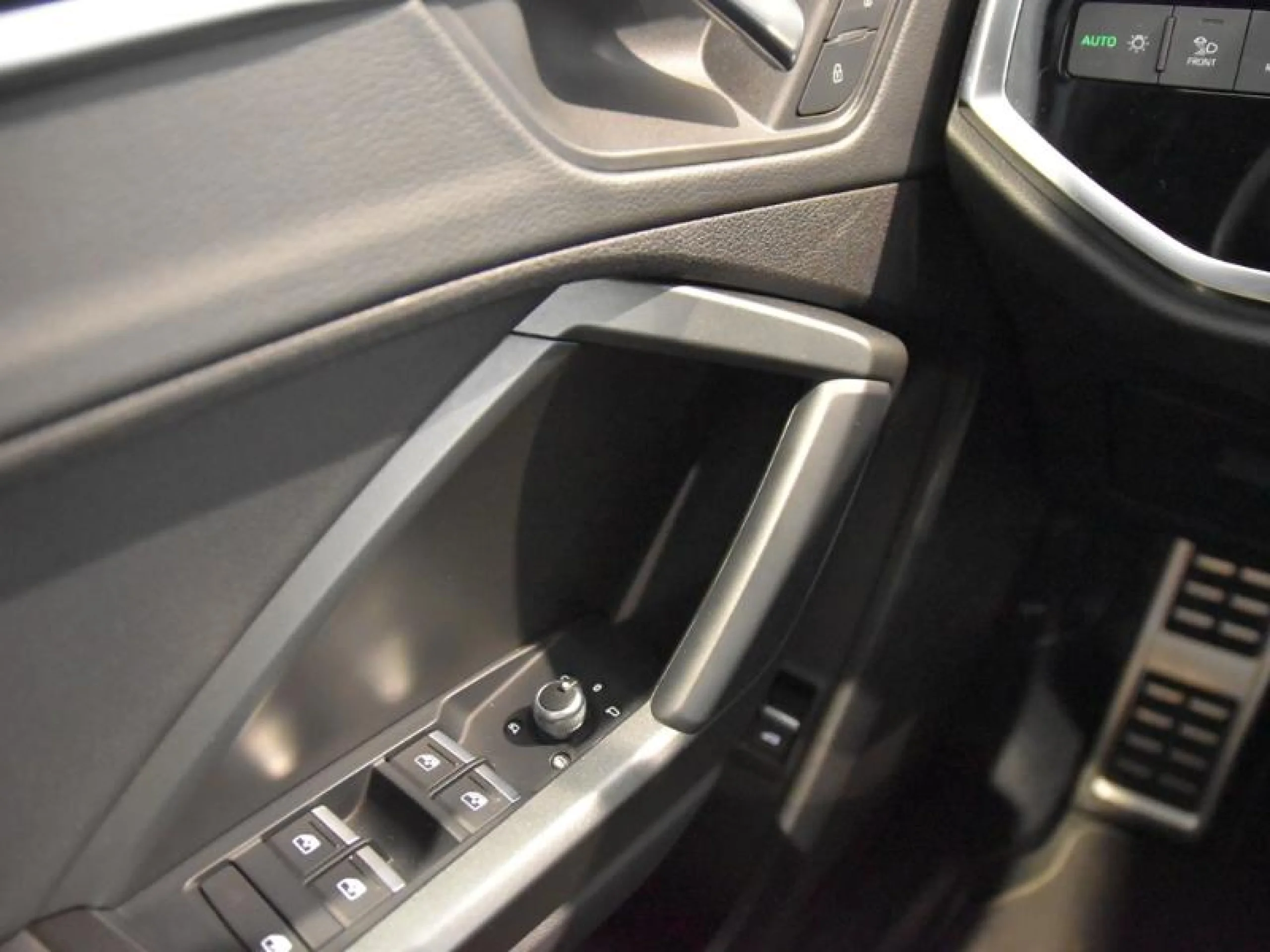 AUDI Q3 SPORTBACK 45 TFSI E 180KW S TRONIC S LINE - Foto 17