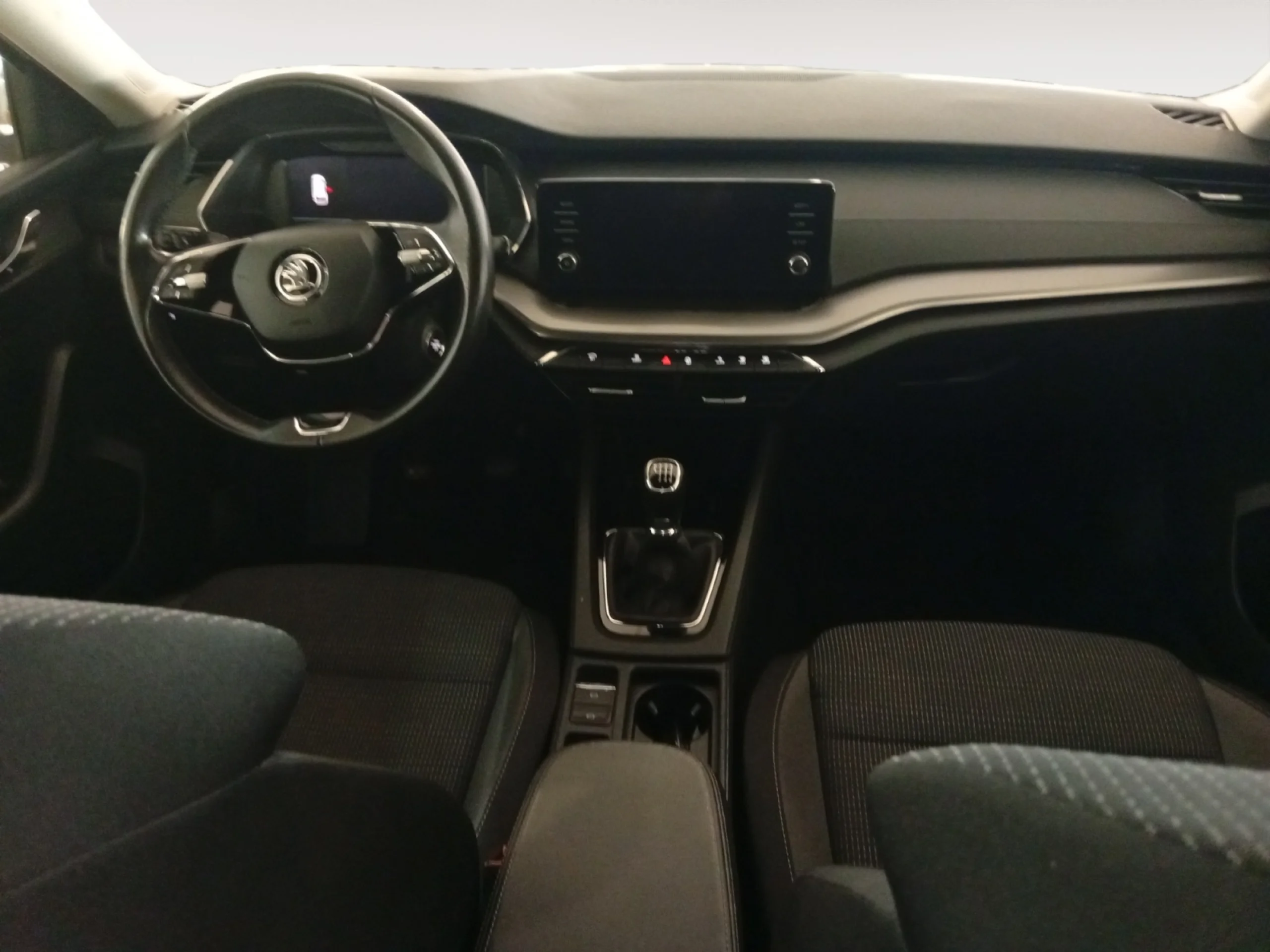 SKODA OCTAVIA COMBI 2.0 TDI 85KW(115CV) DSG AMBITION - Foto 4