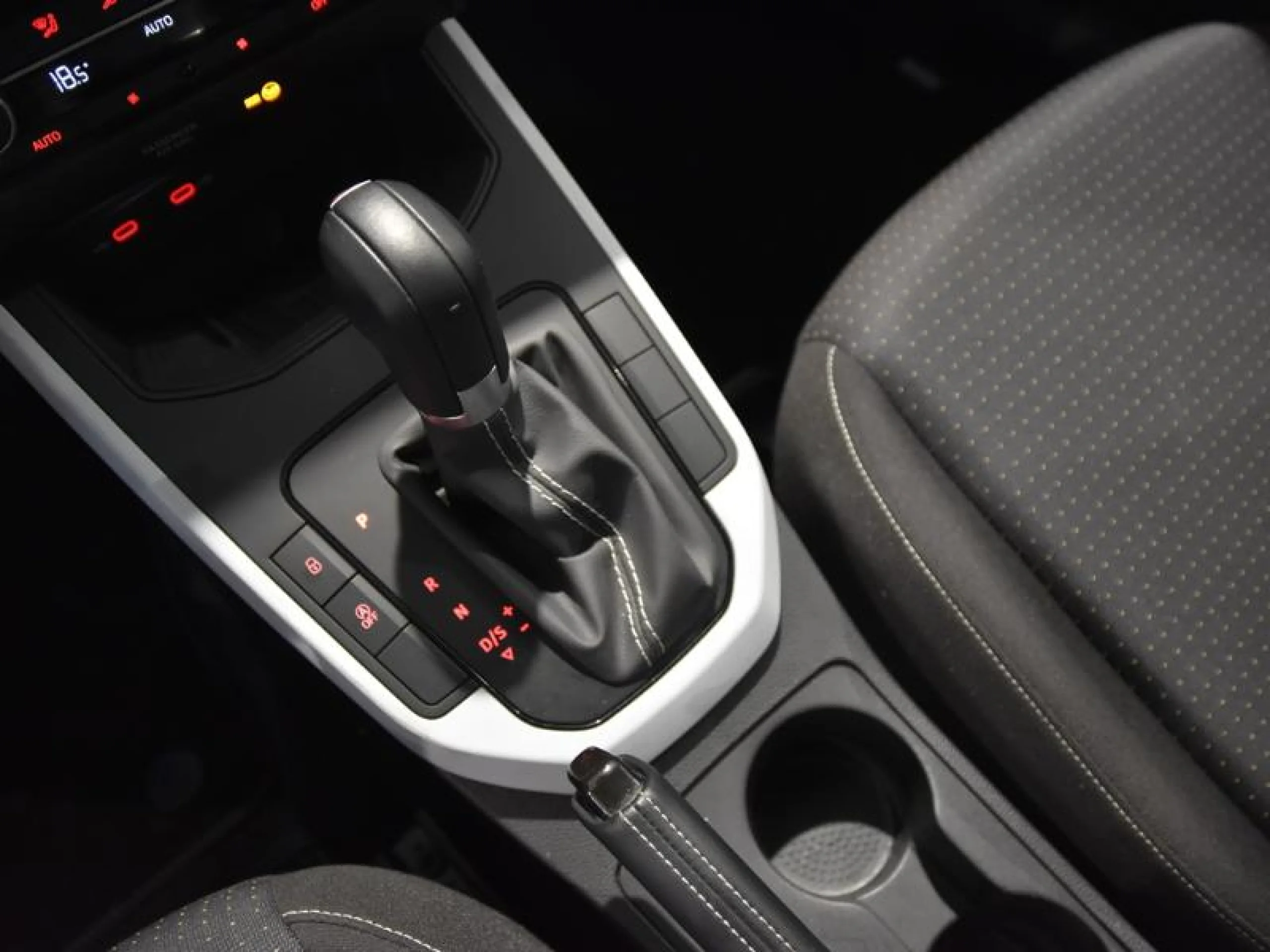 SEAT ARONA 1.0 TSI 81KW (110CV) DSG STYLE XM - Foto 10