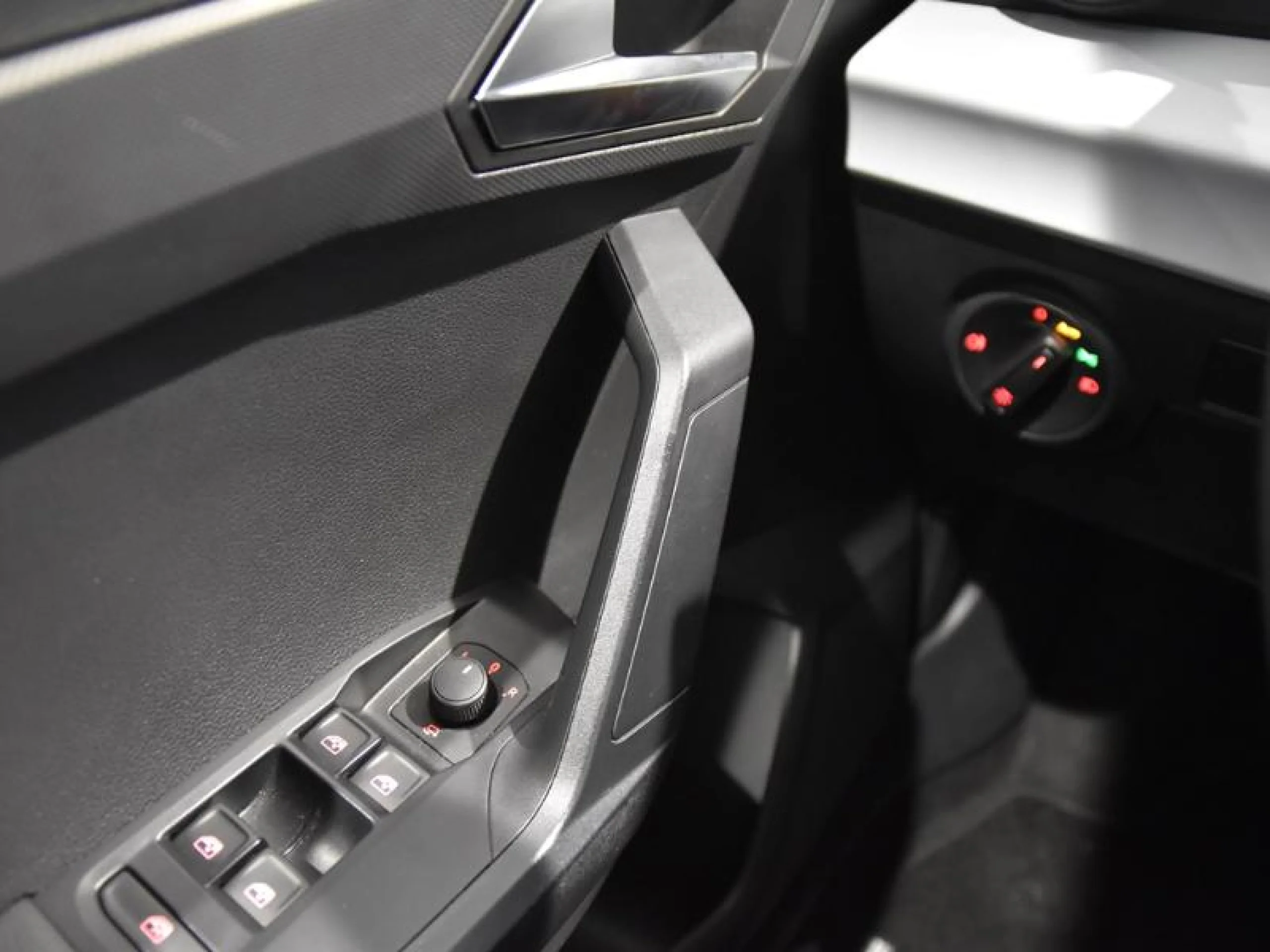 SEAT ARONA 1.0 TSI 81KW (110CV) DSG STYLE XM - Foto 17