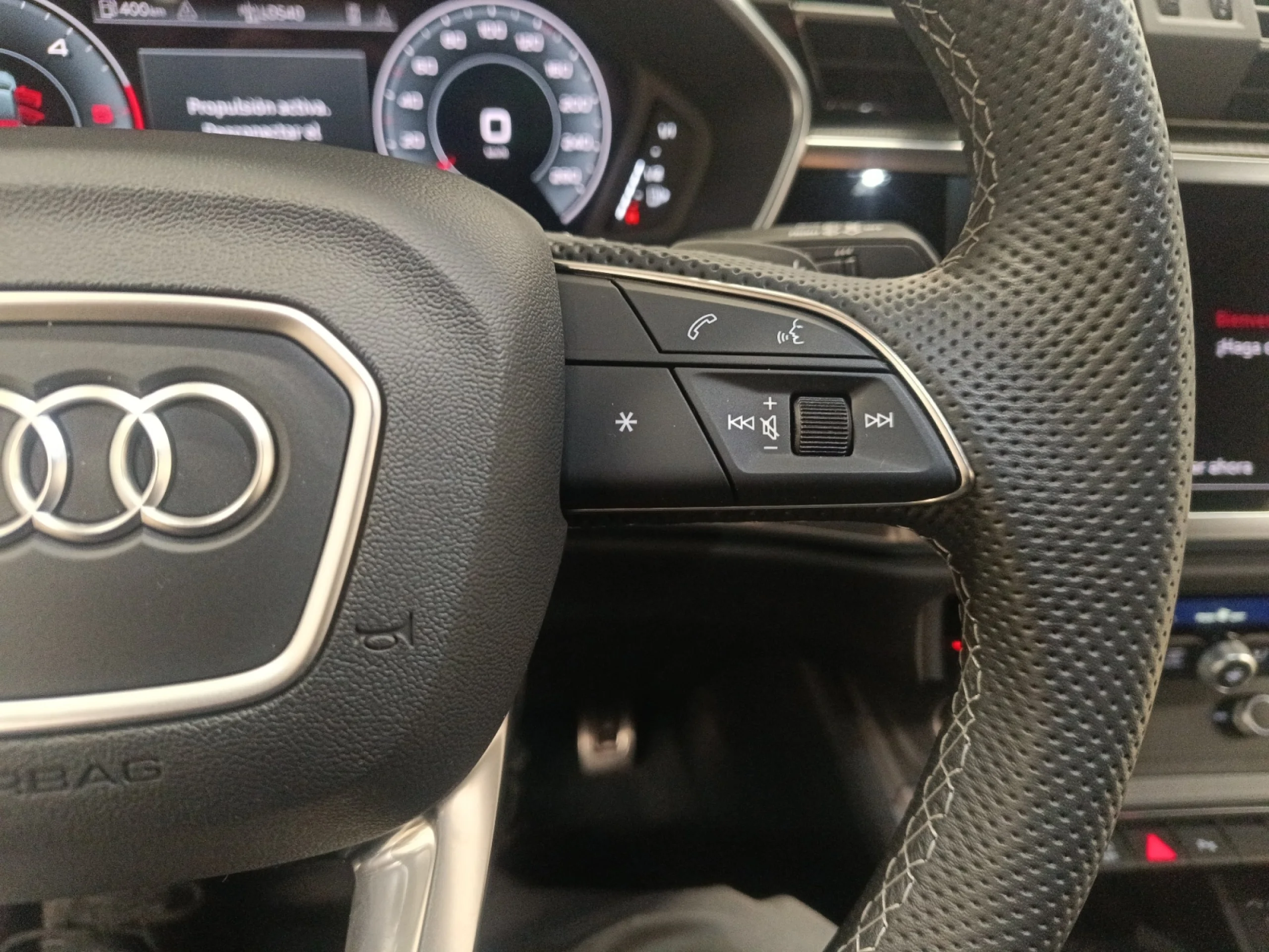 AUDI Q3 SPORTBACK BLACK LINE 35 TDI 110KW (150CV) S TRONIC - Foto 10