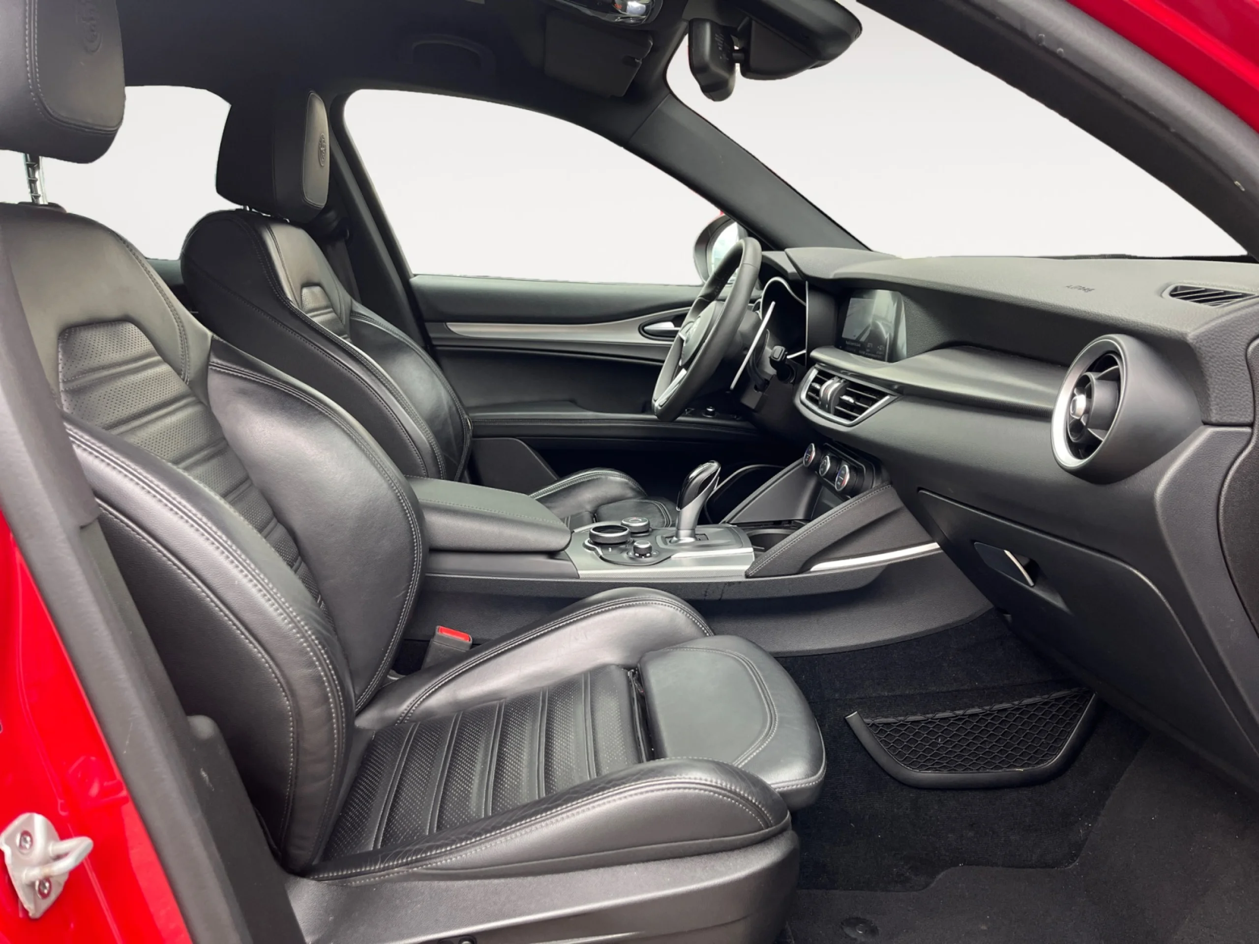 ALFA ROMEO STELVIO 2.2 DIÉSEL 154KW (210CV) EXECUTIVE Q4 - Foto 5